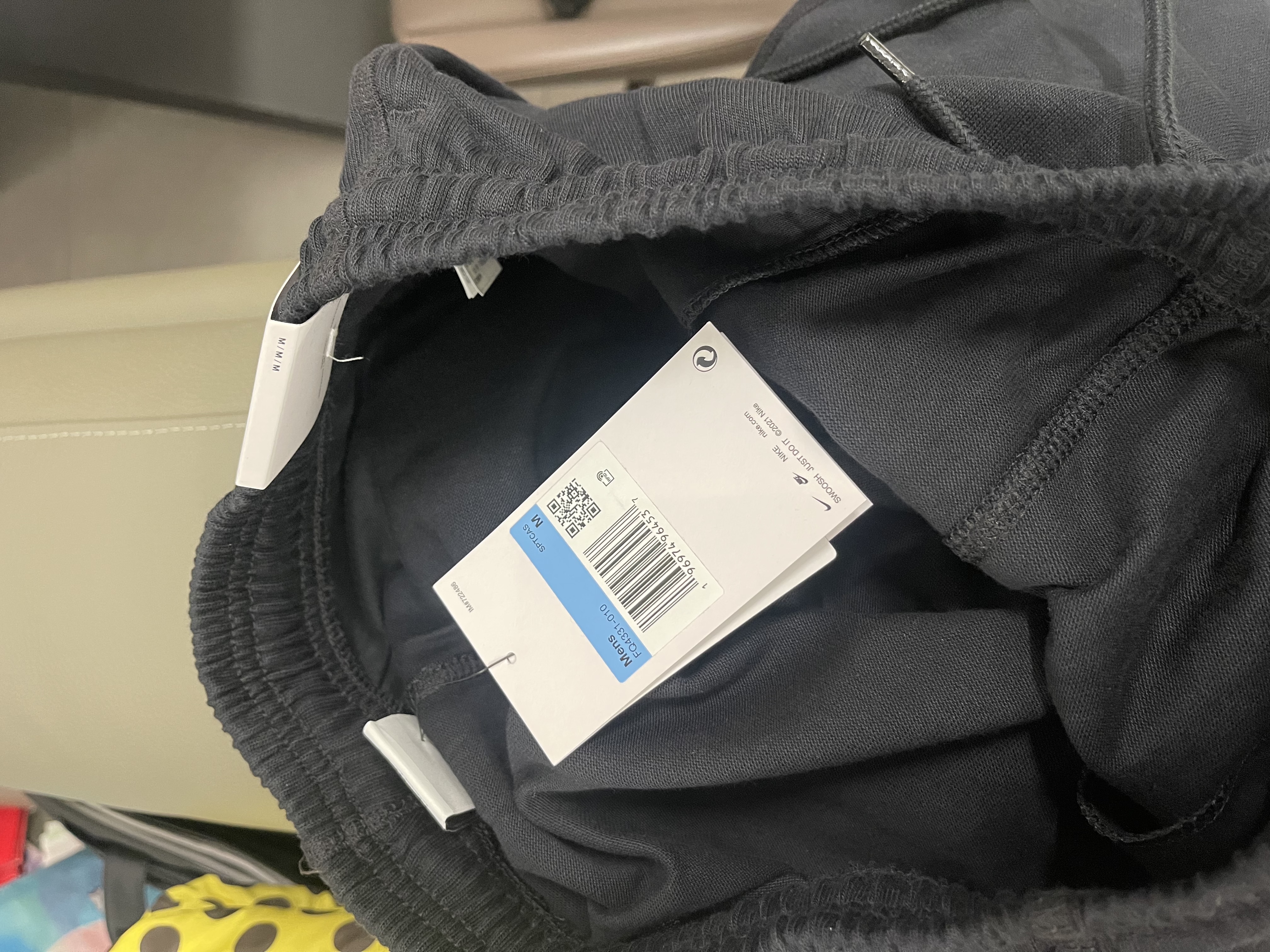耐克（NIKE）男运动裤 春秋款 针织束脚 舒适休闲 FQ4331-010 黑 M 实拍图