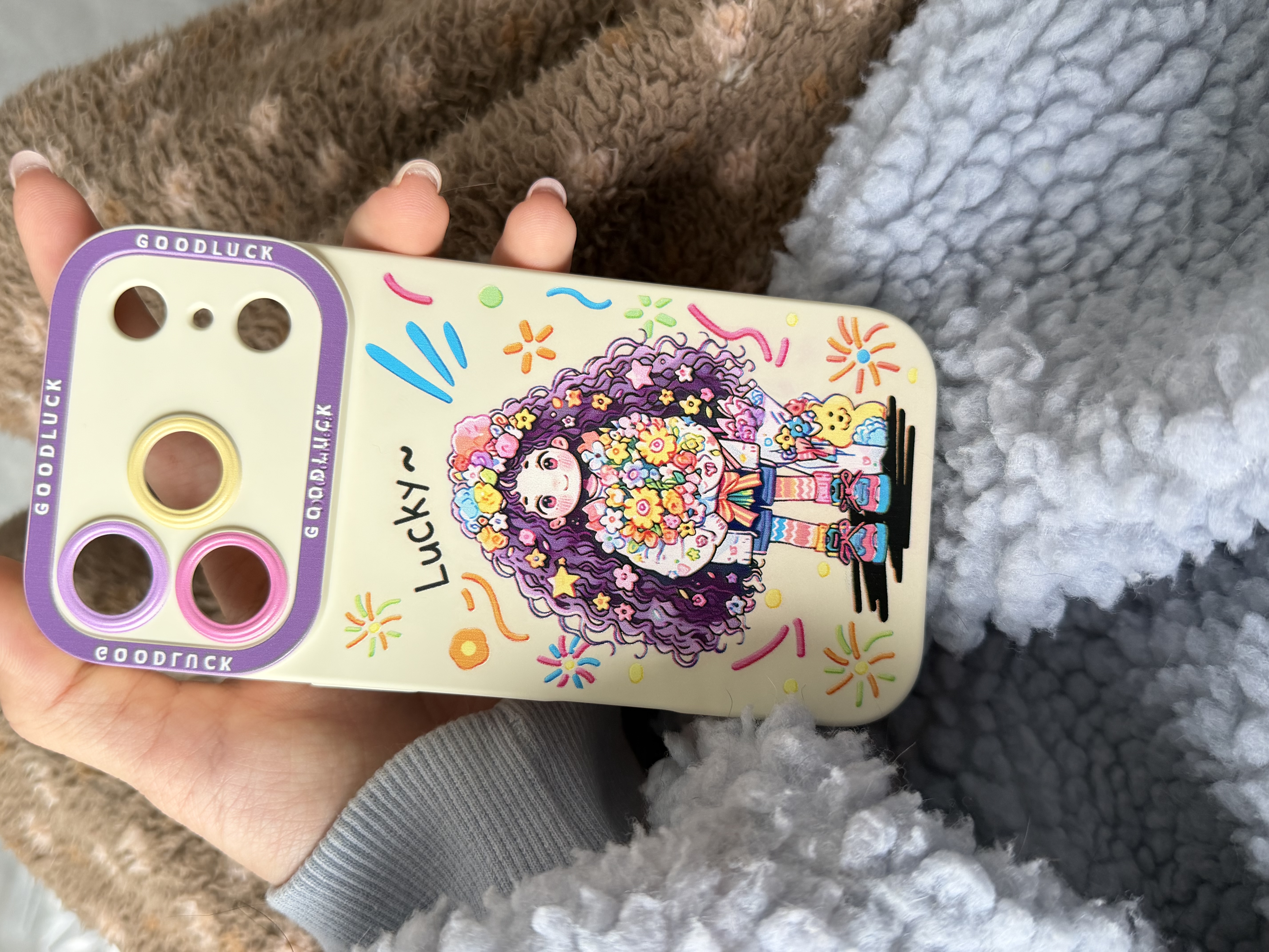 圣图朗新款17苹果16多巴胺女孩iphone15promax可爱14plus手机壳12卡通11高级感XS全包液态硅胶软13防摔套 液态硅胶-捧花女孩-古董白 iPhone 17 pro 实拍图