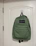 JANSPORT杰斯伯书包轻便双肩包男女旅行包简约背包电脑包学生校园 4QUE96D橄榄绿-侧袋+隔层 实拍图