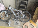 EG7山地自行车成人学生变速越野单车双减震赛车26寸青少年男女公路车 【基础版】辐条-黑白 26寸21速【适合：160-180CM】 实拍图