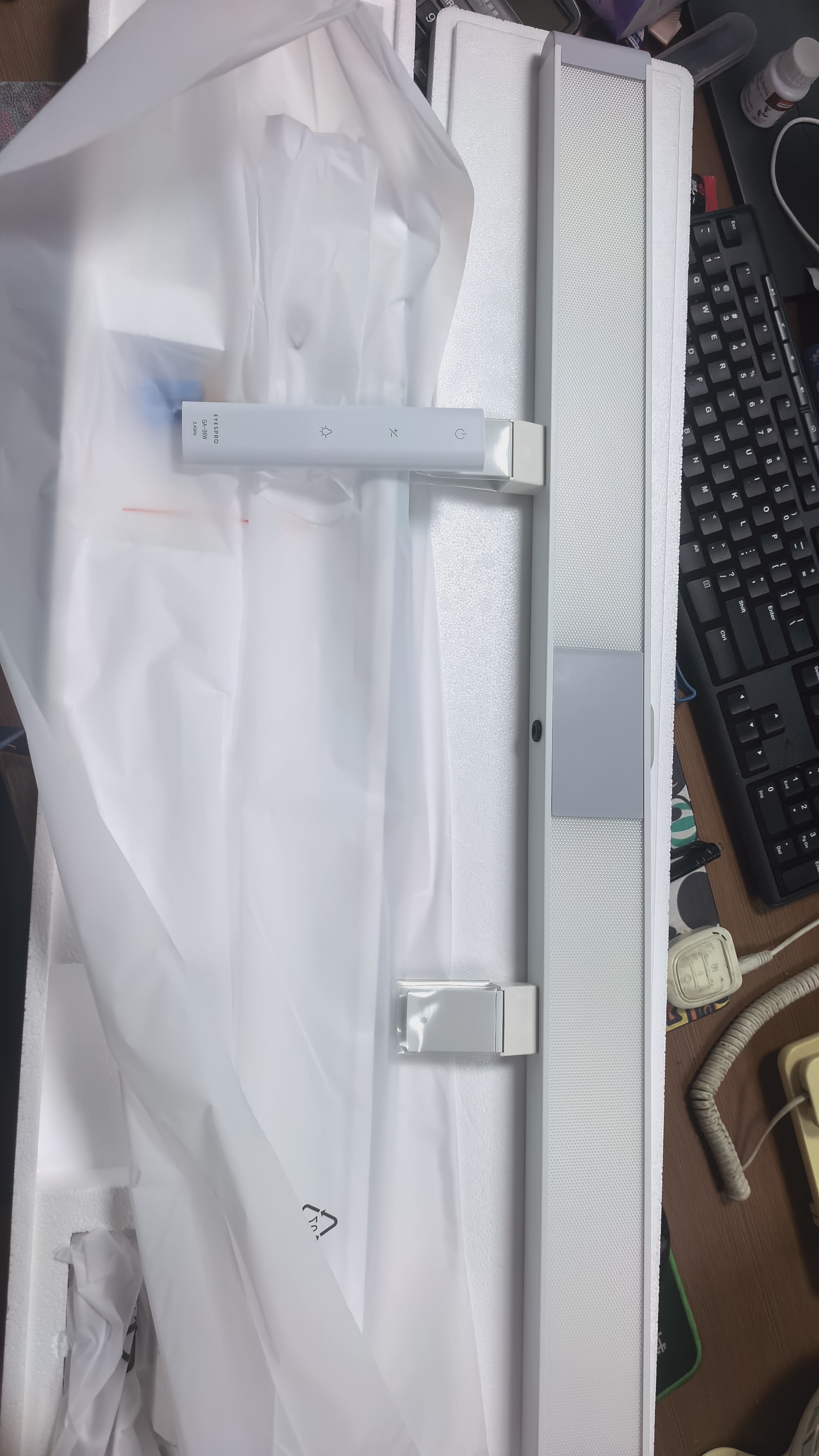 孩视宝夹式护眼台灯大路灯全光谱悬挂壁挂书桌吊柜灯学生学习儿童阅读灯 双夹款 /36W+遥控器  书桌无门吊柜层板 实拍图