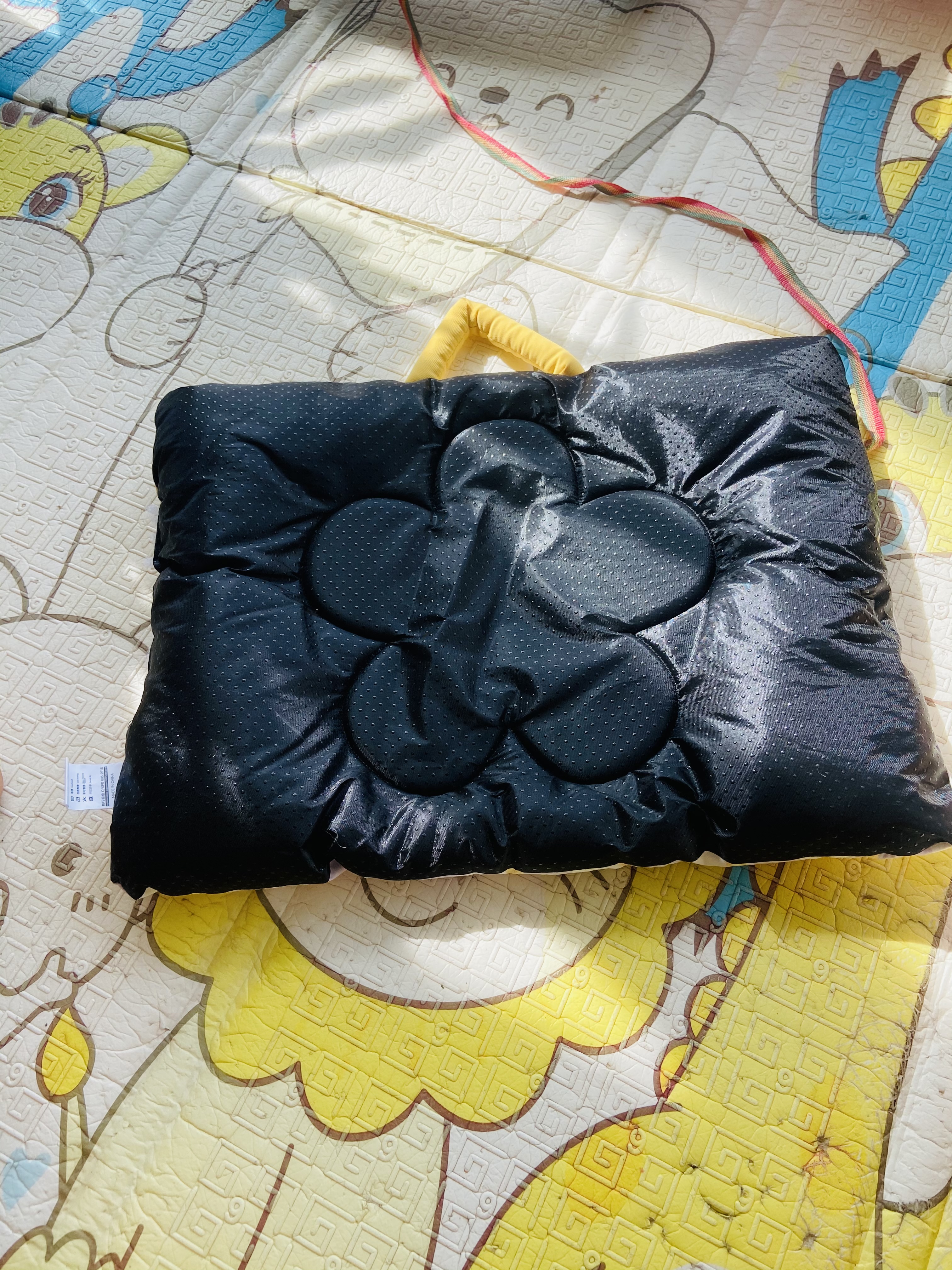 嬉皮狗狗垫子四季通用宠物狗窝垫子狗狗睡垫猫咪猫窝垫铺垫 紫色M码 实拍图
