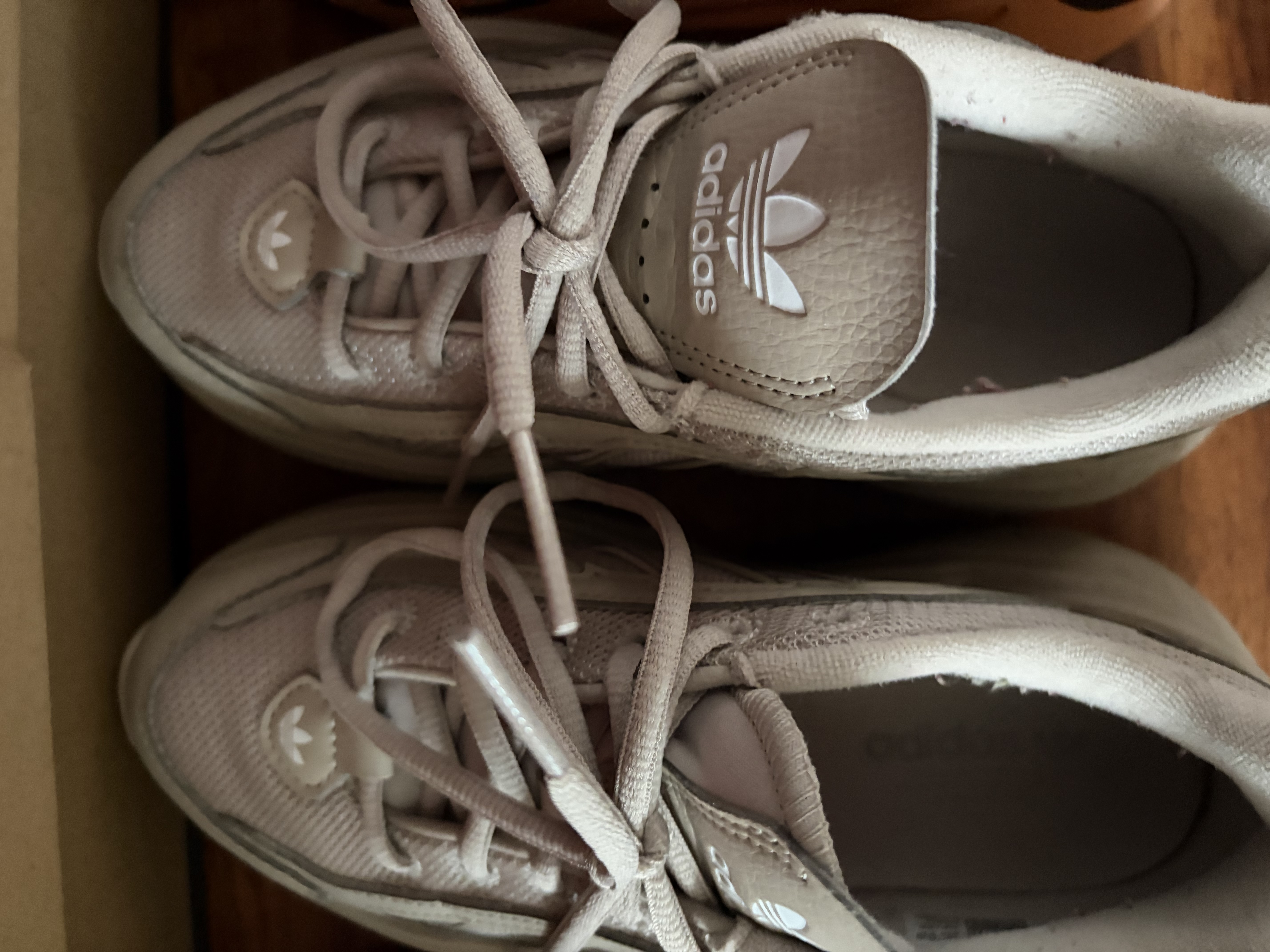 阿迪达斯（adidas）  三叶草OZGAIA W运动 休闲鞋 IG6050 37 实拍图