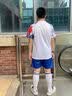 凯日虎2026新款儿童足球服套装定制男女童小学生速干训练比赛队服 8802-白宝蓝（男女同款） 4XS(身高100-120CM） 实拍图