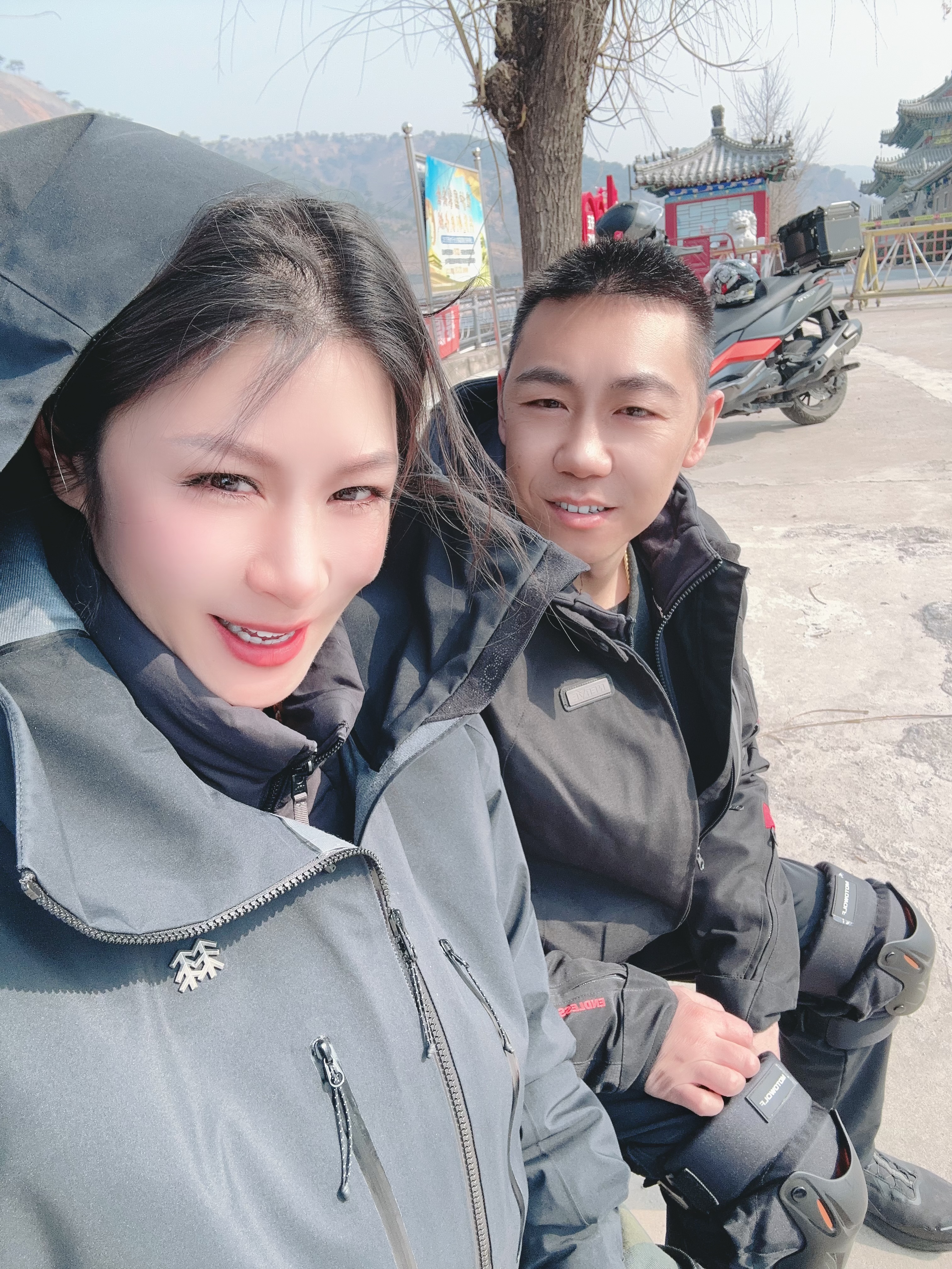KAILAS凯乐石洛克X软壳裤男抓绒保暖防静电户外防风加厚登山徒步裤 玄青黑 35 实拍图