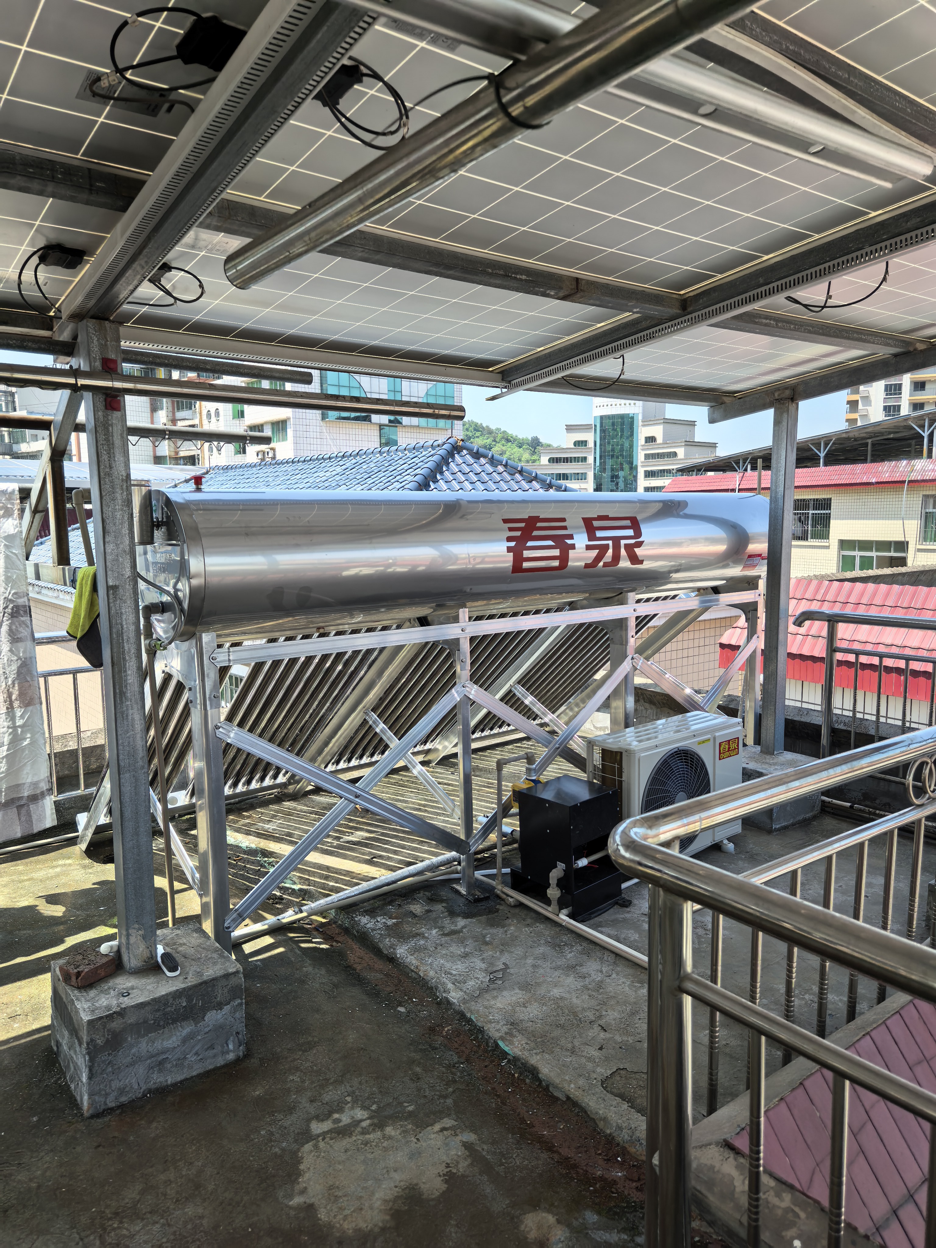 春泉空气能热水器家用商用太阳能空气能热泵热水器一体机超一级节能省电大容量WiFi控制七代三仓 配增压零冷水系统/送+装 39管2匹/420升/7-9人 实拍图