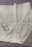 有棵树女士内裤女10A抗菌桑蚕丝加长裆中高腰收腹无痕透气高弹包臀短裤 实拍图