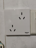 德力西开关插座面板电工电料家用开关暗装86型墙壁电源插座CD815系列白 六孔10A（两位三孔） 实拍图
