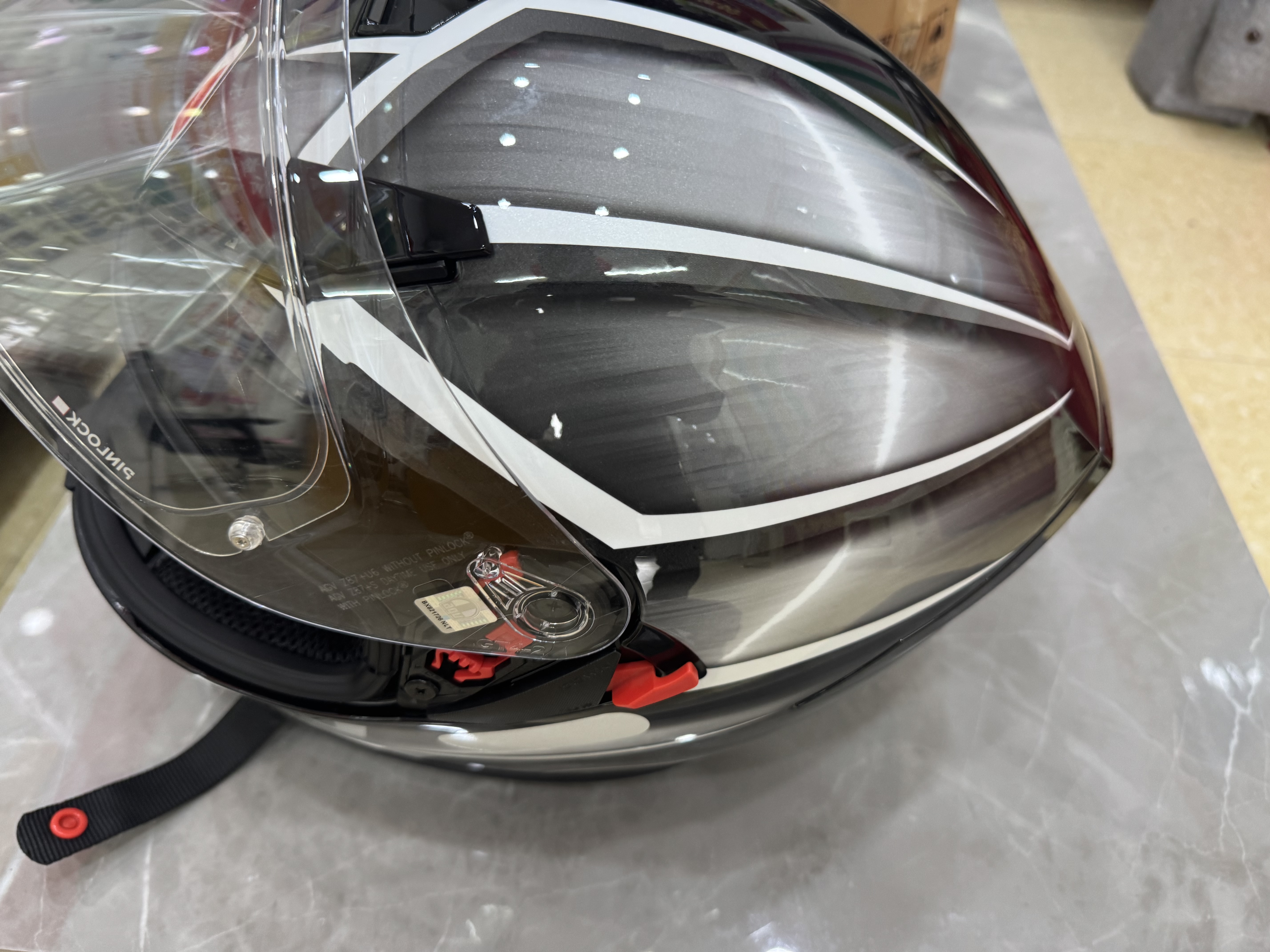 AGV K5S摩托车双镜片头盔机车跑盔男女骑行全盔四季通用安全帽3C TEMPEST/BLACK/SILVER XL（适合60-63头围） 实拍图
