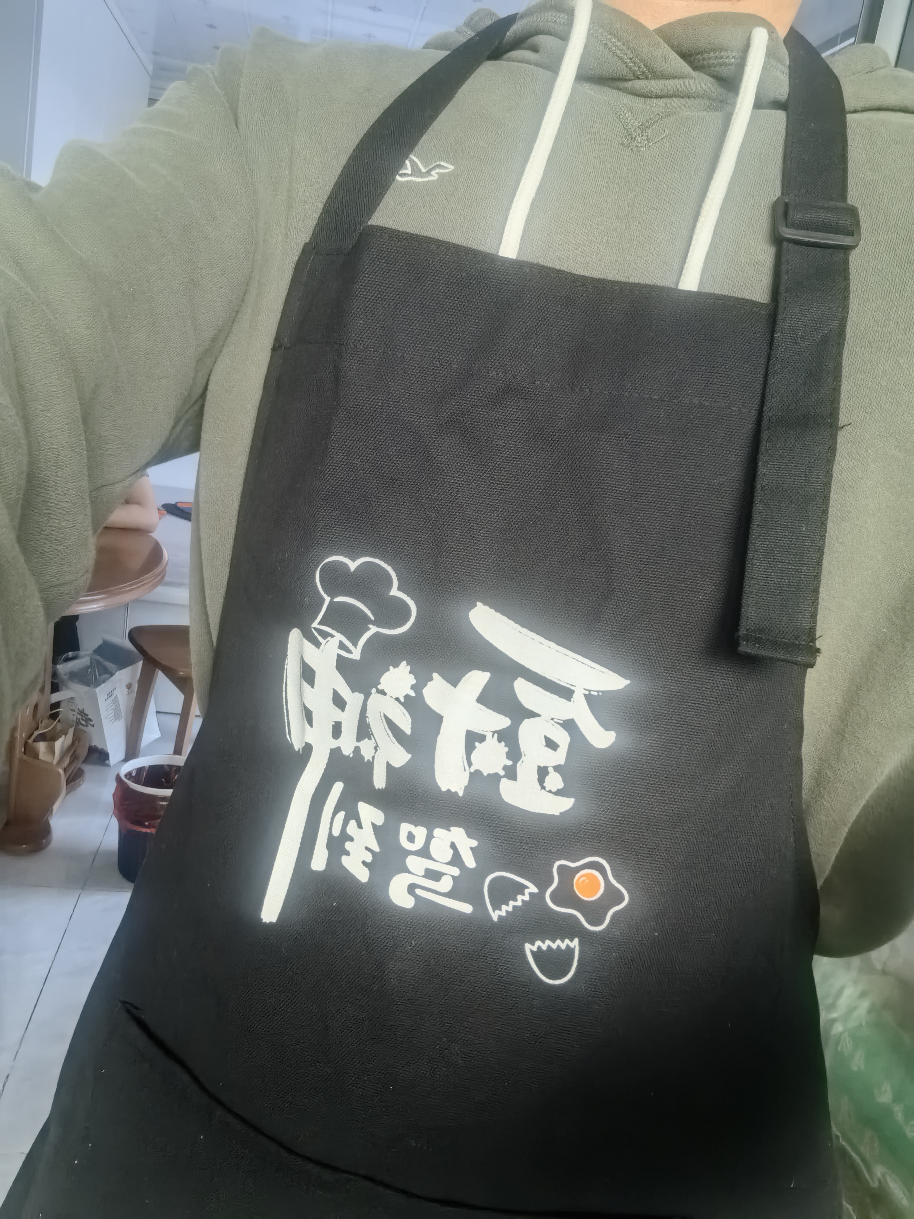 瑞惠佳品围裙防油创意厨神男女专用可调节厨房家用新款做饭围裙LF-2252C 实拍图