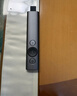 罗技（Logitech）Spotlight 无线演投影笔 远程视频会议翻页笔 非激光笔 放大聚焦液晶屏可显（灰色） 实拍图