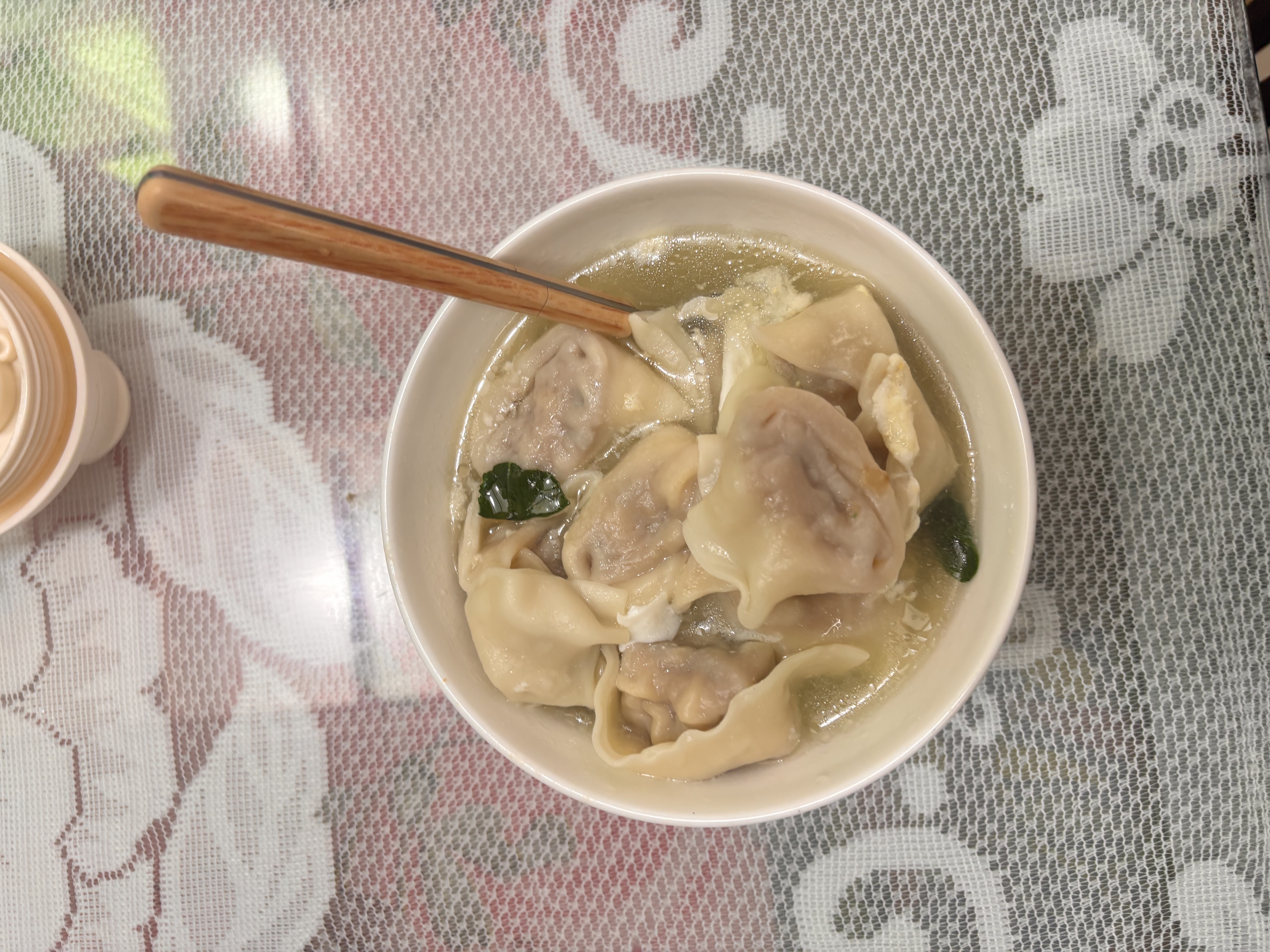 湾仔码头 上海风味 早餐速食 生鲜食品 上海风味虾仁三鲜大馄饨400g20只 实拍图