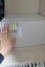 得力（deli）保险柜 25年新款保险箱 家用指纹密码保管箱 自动开门 20cm 雅白 实拍图