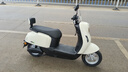 绿源（Luyuan）电动摩托车M7U74公里长续航60V5块铅酸电池大动力1000W电机电瓶车代步通勤女性孩生士奶油白 实拍图