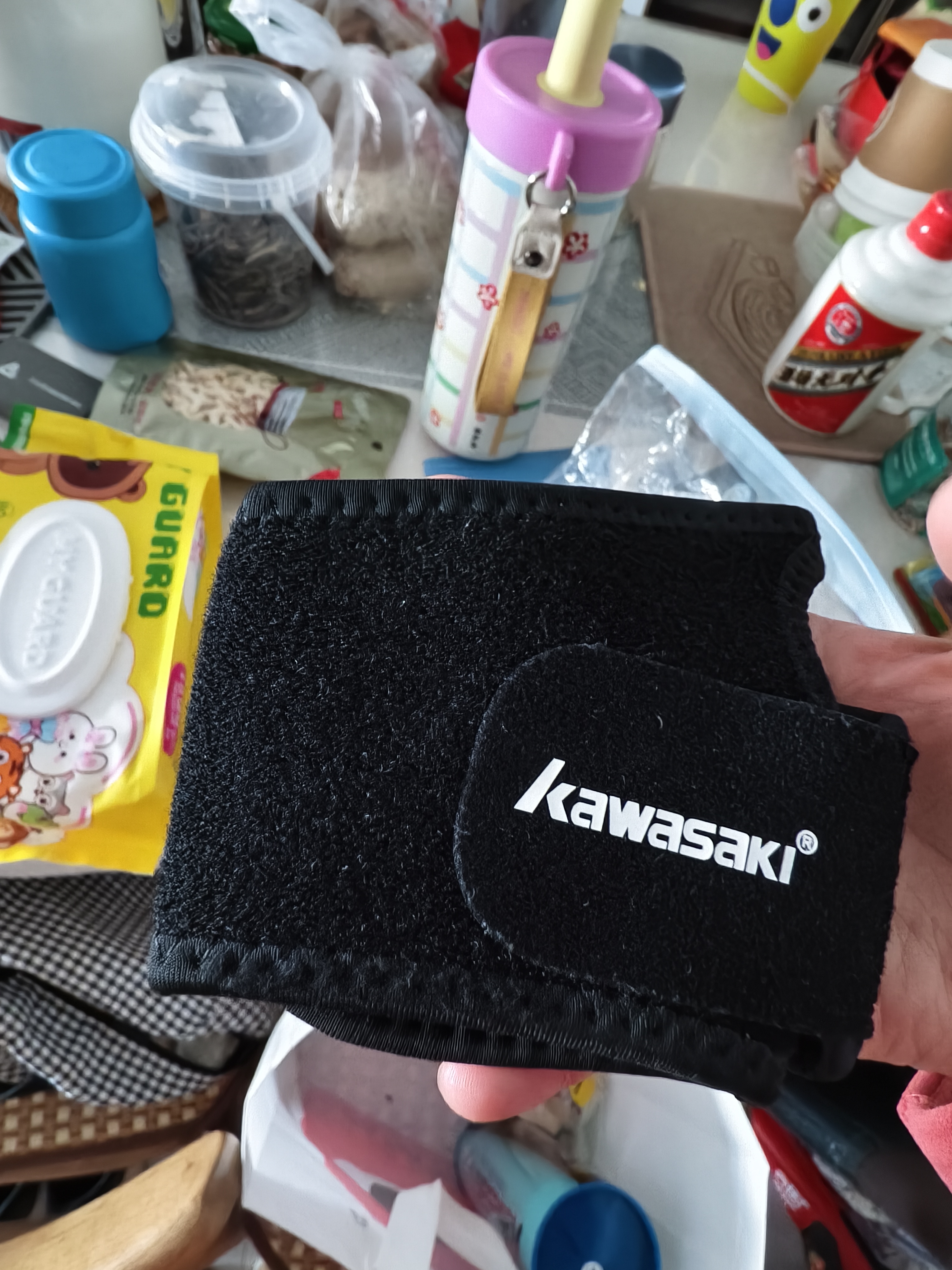 川崎（KAWASAKI）运动护腕健身篮球护手腕可调节羽毛球训练防护手装备A3237黑色 实拍图