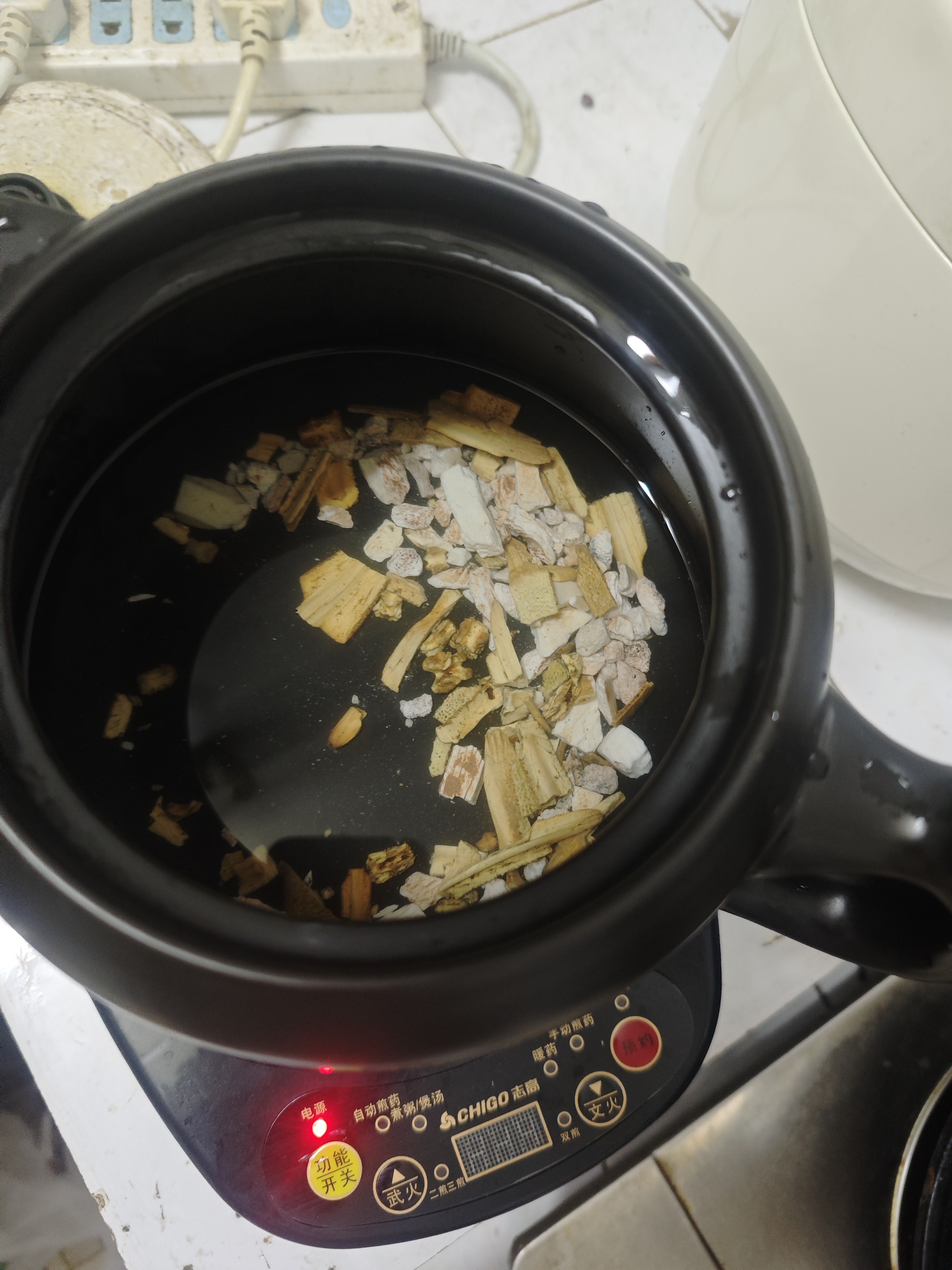 志高煎药壶中药壶中药锅熬药电砂锅中药煲大容量分体式陶瓷全自动智能家用炖汤免看管二煎变频萃取4L 【次日达】志高C3L智能预约+智能文武火 2L 实拍图