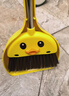 五月花扫把簸箕两件套小黄鸭儿童迷你宝宝家务清洁玩具过家家扫地扫帚 实拍图