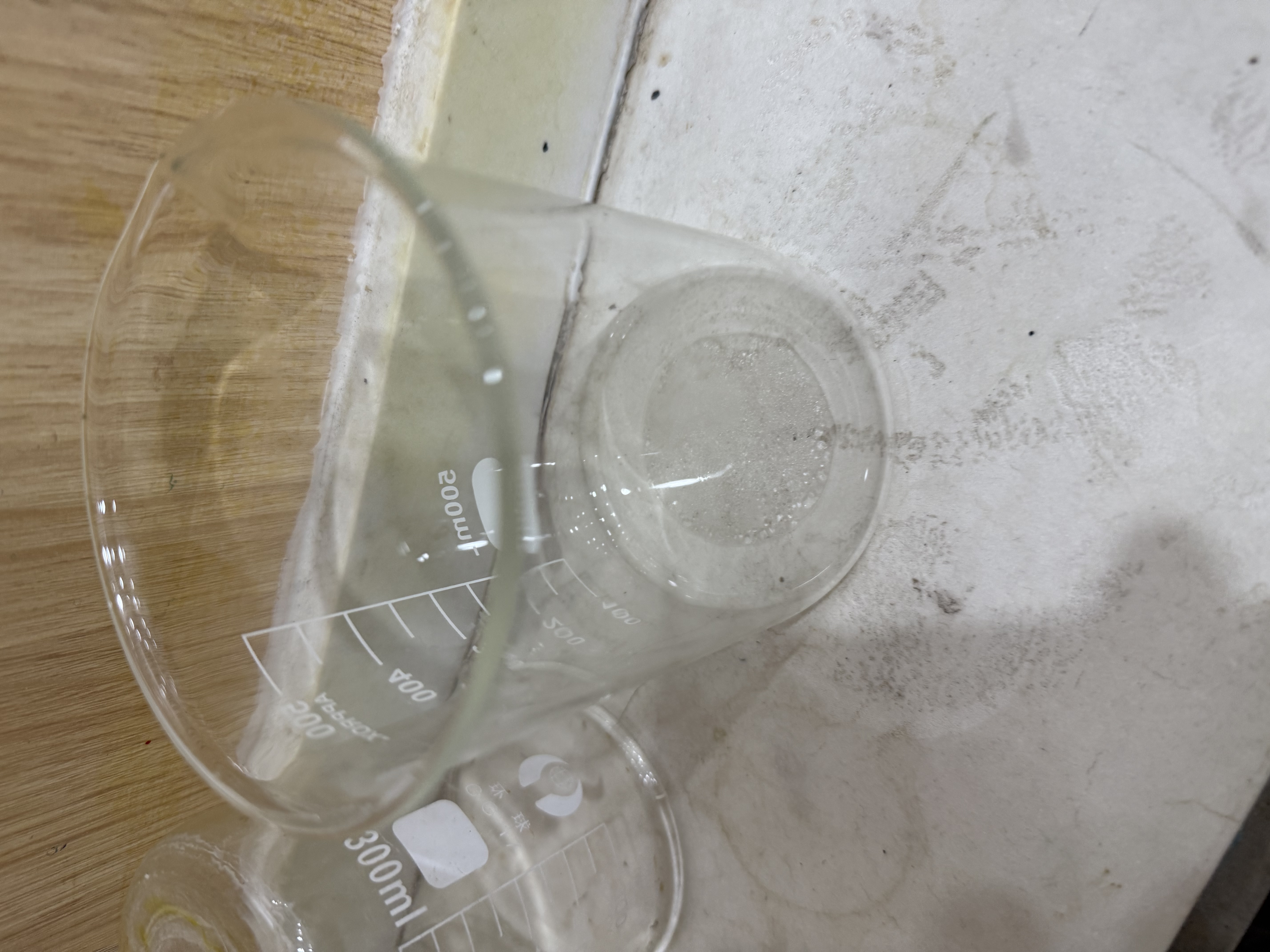 世泰 玻璃烧杯低型带刻度烧杯透明量杯加厚高硼硅耐高温实验室器材小烧杯量杯化学烧杯京仓 【500ml】 实拍图