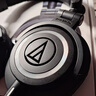 铁三角（Audio-technica）ATH-M50X BK 头戴式专业全封闭监听音乐HIFI耳机 黑色 实拍图