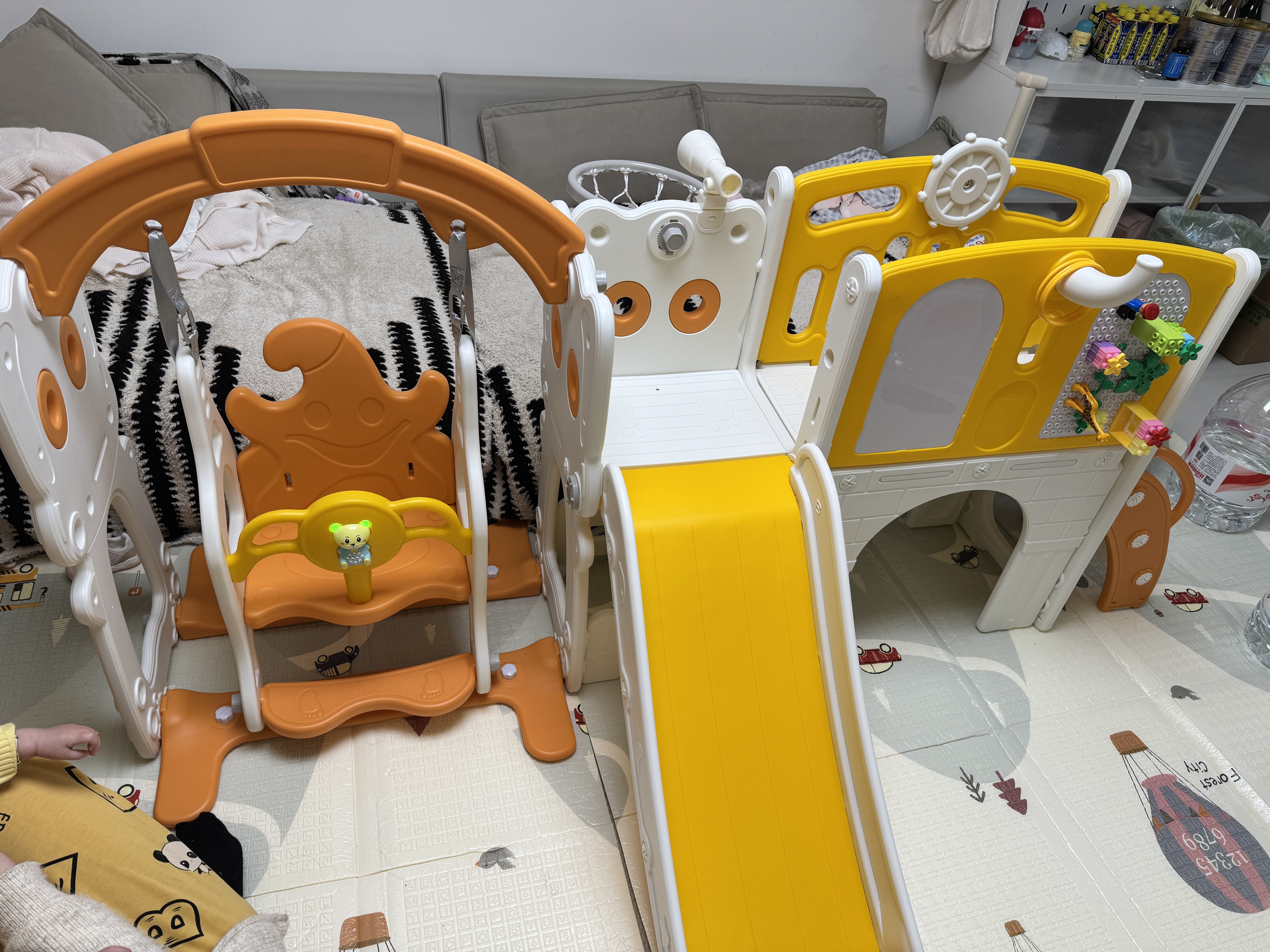 KIDDIPLAY儿童滑滑梯室内家用2至10岁宝宝滑梯秋千二合一攀爬架多功能乐园 橘小神童组合+画板积木过道 无规格 实拍图