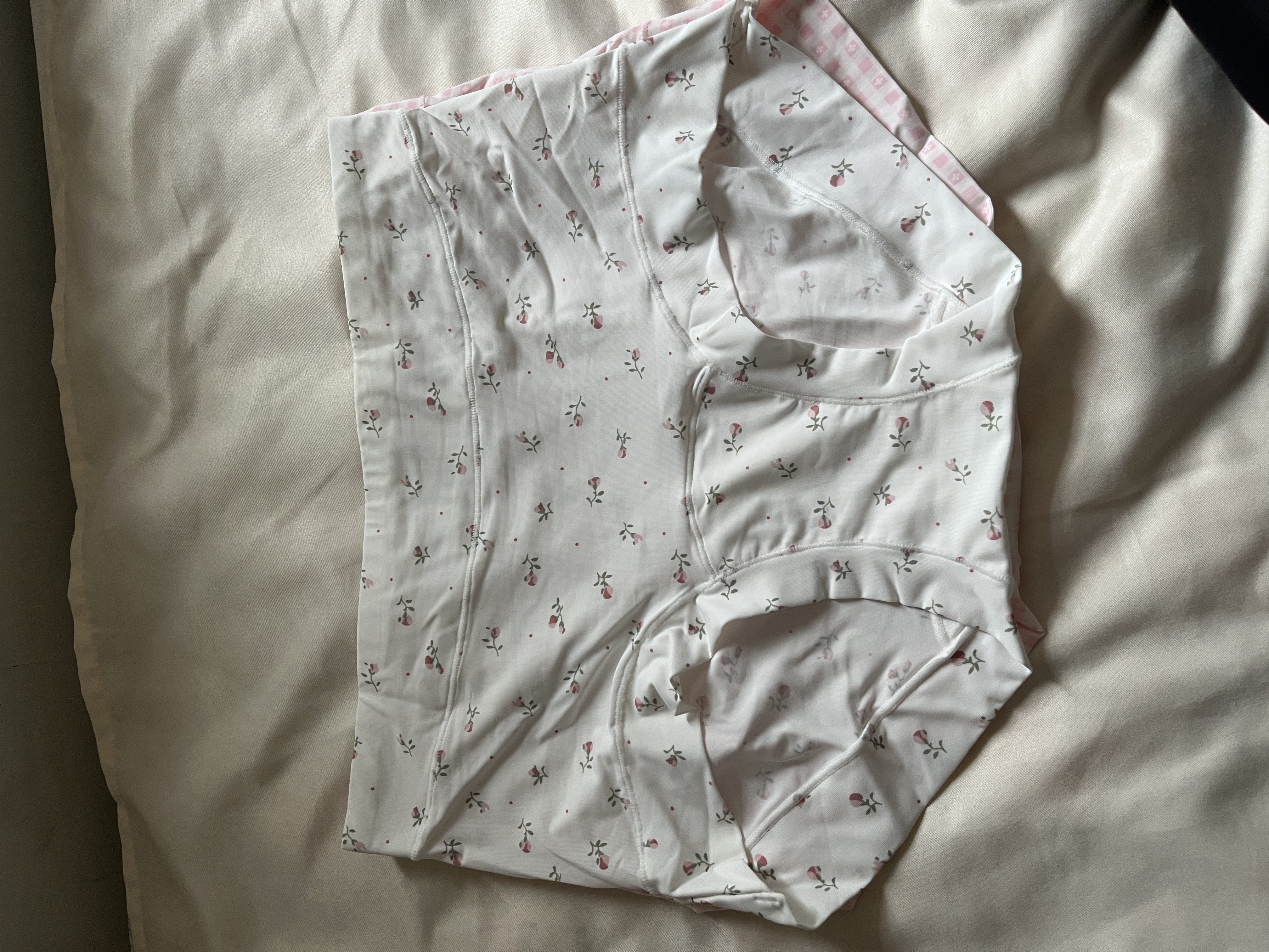草本初色冰丝女士内裤女10A抑菌100%纯棉加长底裆甜美碎花四角平角裤女 实拍图