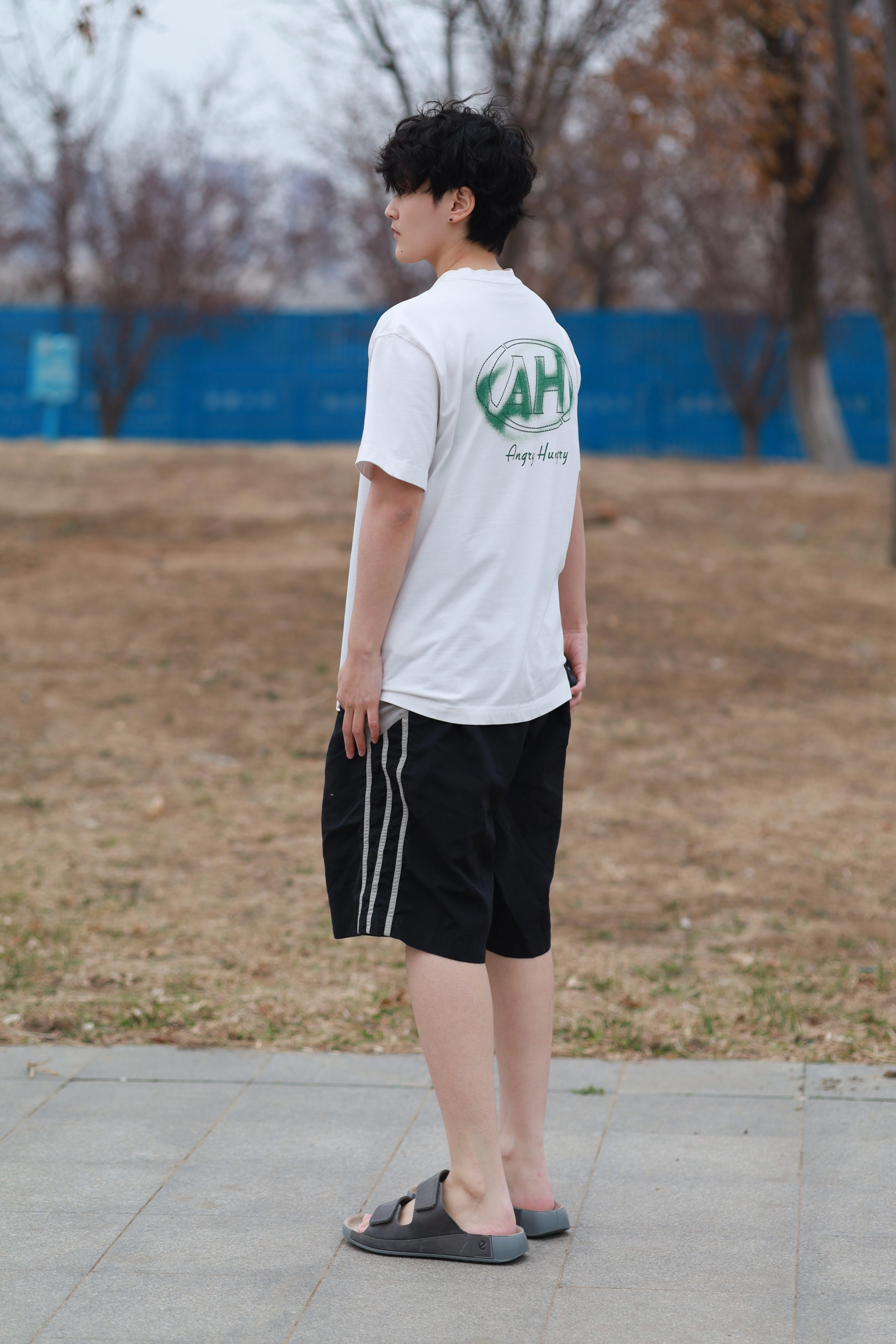 爱步（ECCO）拖鞋男 魔术贴勃肯鞋男士男鞋凉鞋外穿一字带拖鞋 科摩500904 铁灰色50090402013 39 实拍图