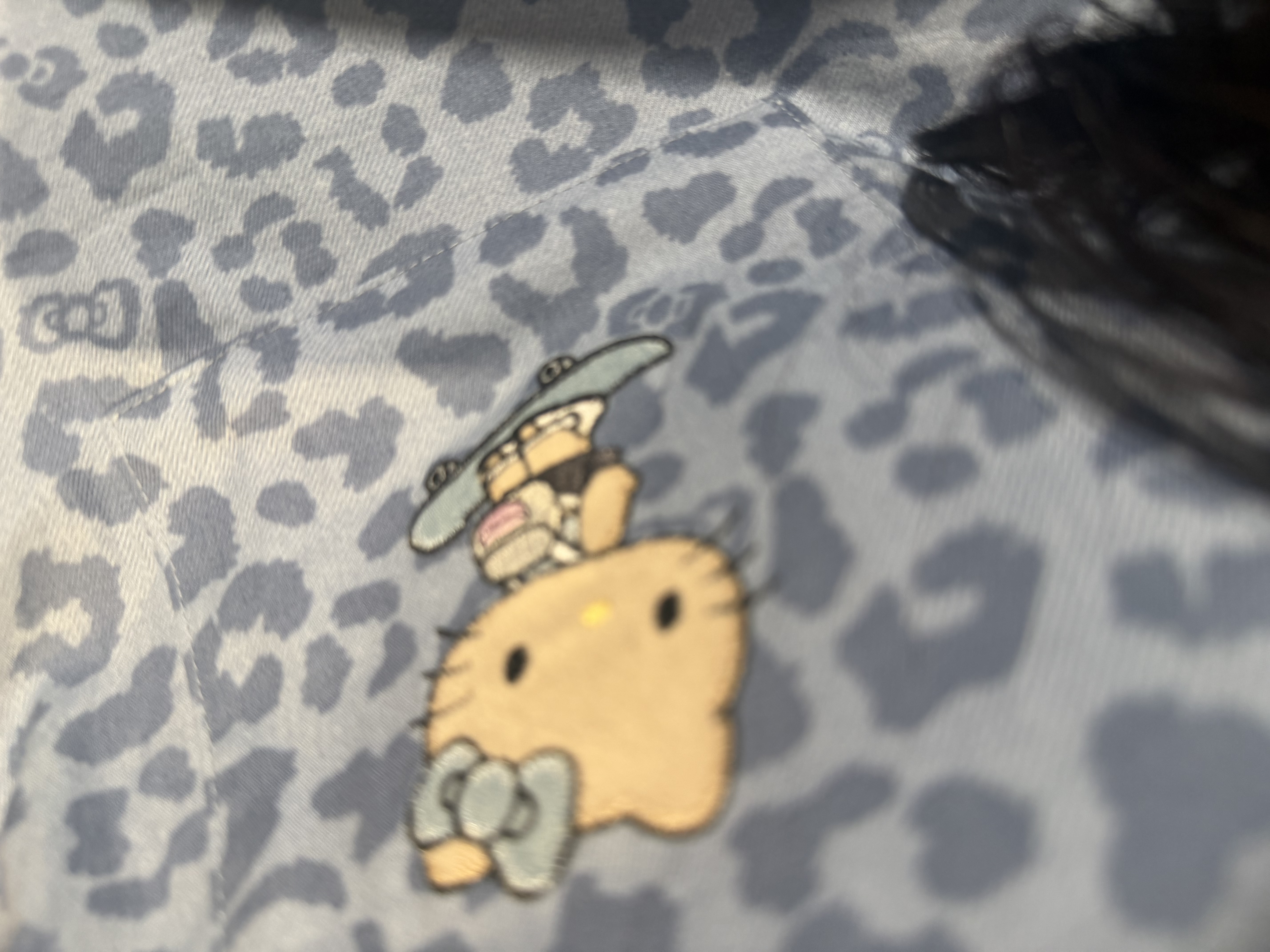 野兽派家居（tbh）三丽鸥Hello Kitty天丝棉家居服套装可外穿睡衣女礼物 Kitty天丝棉长款家居服 牛仔豹纹 S 实拍图
