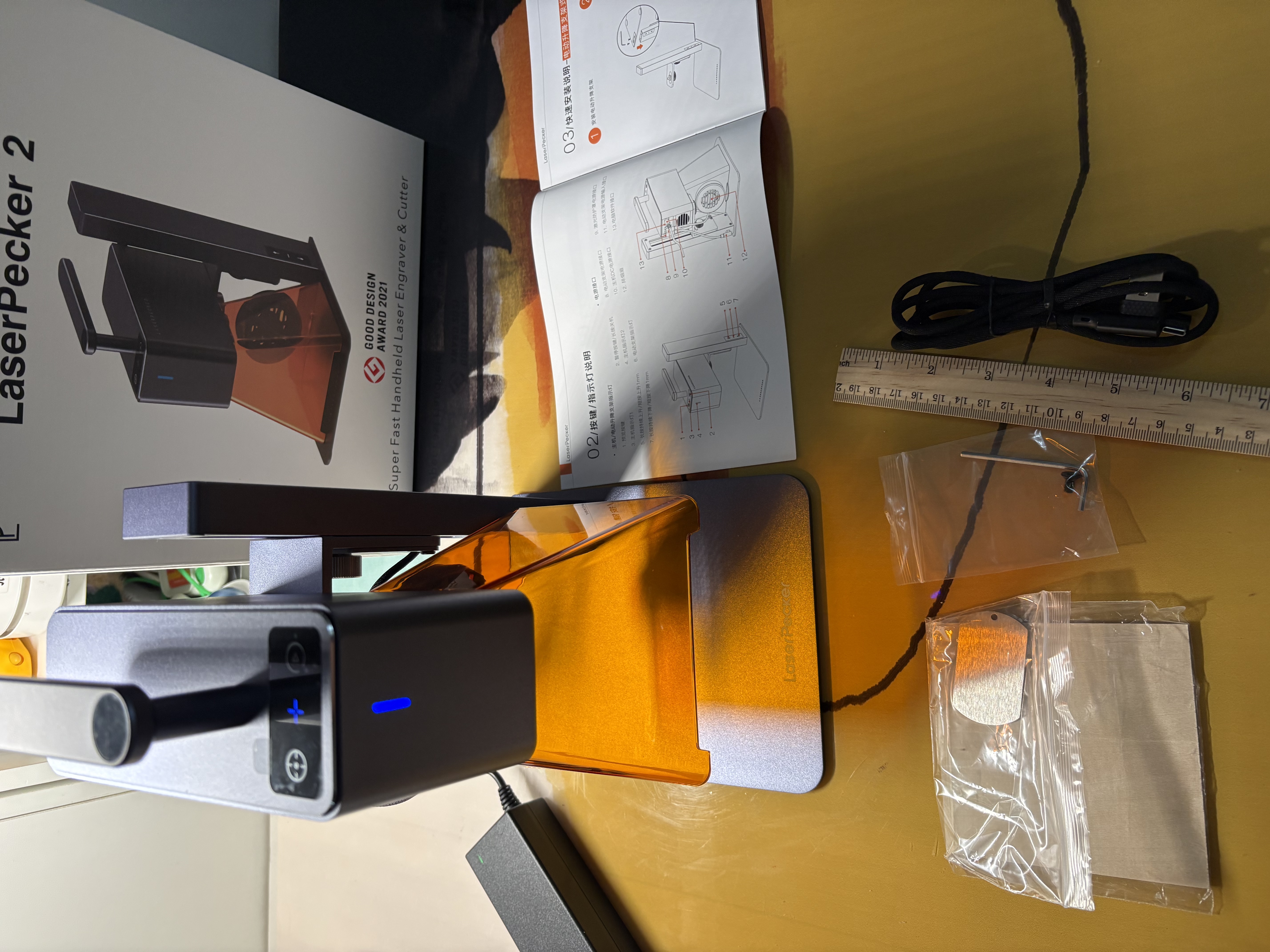 LaserPecker啄木鸟激光雕刻机 打标打码DIY刻字机电动小型可手持 2代基础款 实拍图