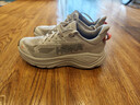 HOKA男女款春夏挑战者 8全地形跑步鞋CHALLENGER 8轻便户外耐磨 石灰白/冷隧灰-女款 38.5 实拍图