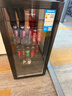 荣事达（Royalstar）冰吧冷藏柜 欧式恒温红酒柜酒店家用客厅冰箱迷你小型单门办公室保鲜展示留样茶叶饮料柜 一级能效118L【冷藏+微冷冻+蓝光灯+酒架】 实拍图
