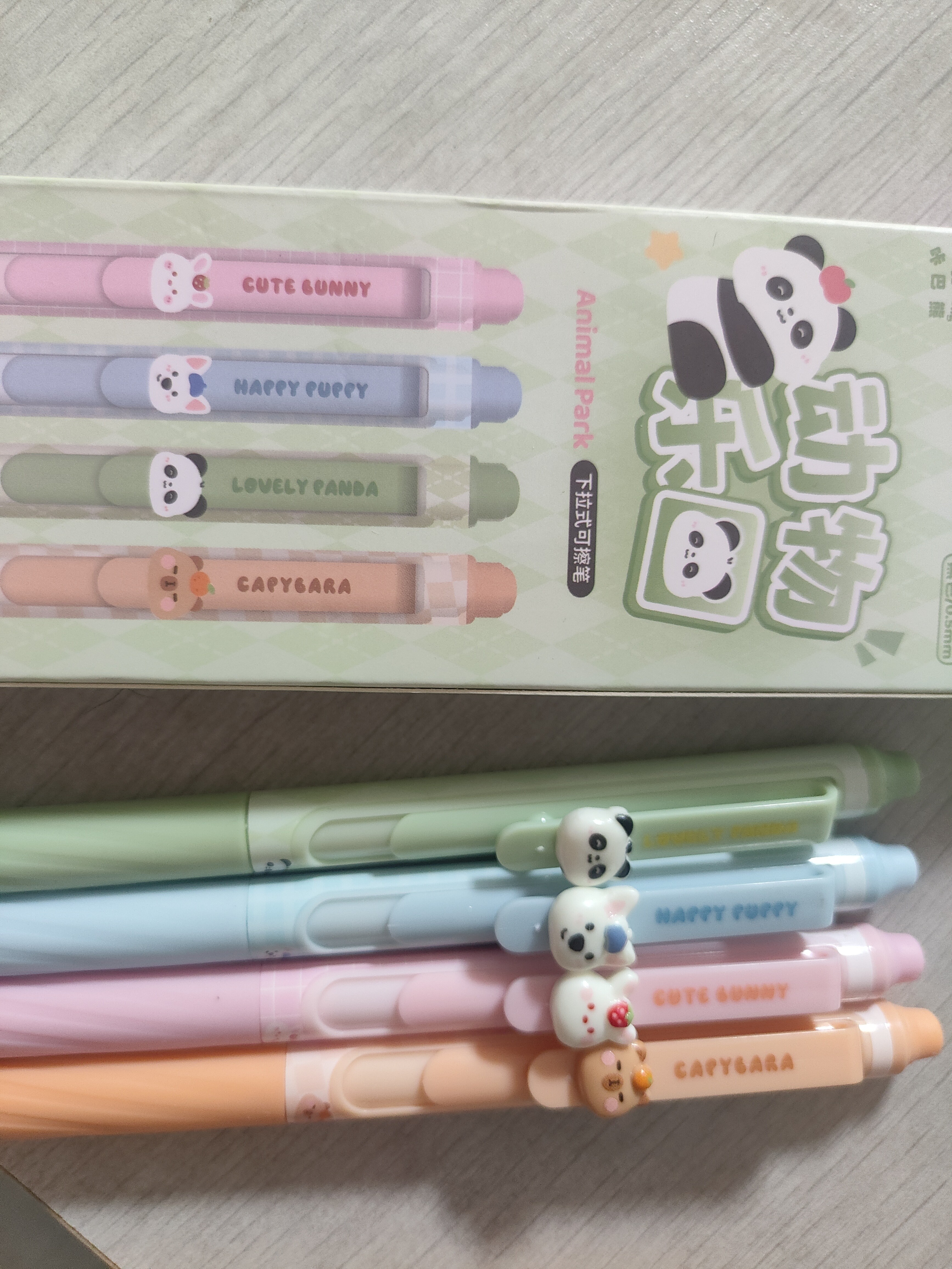 咔巴熊 可擦中性笔晶蓝色 可爱软握按动ST热敏可擦0.5mm小学生专用 甜心草莓 实拍图