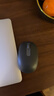 罗技（Logitech）M196 无线蓝牙鼠标 办公鼠标 笔记本商务办公家用 小巧便携 对称手型 石墨灰 实拍图