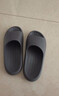 京东京造【泡泡云】踩屎感厚底轻盈防滑外穿拖鞋凉拖男士 灰色42-43 实拍图