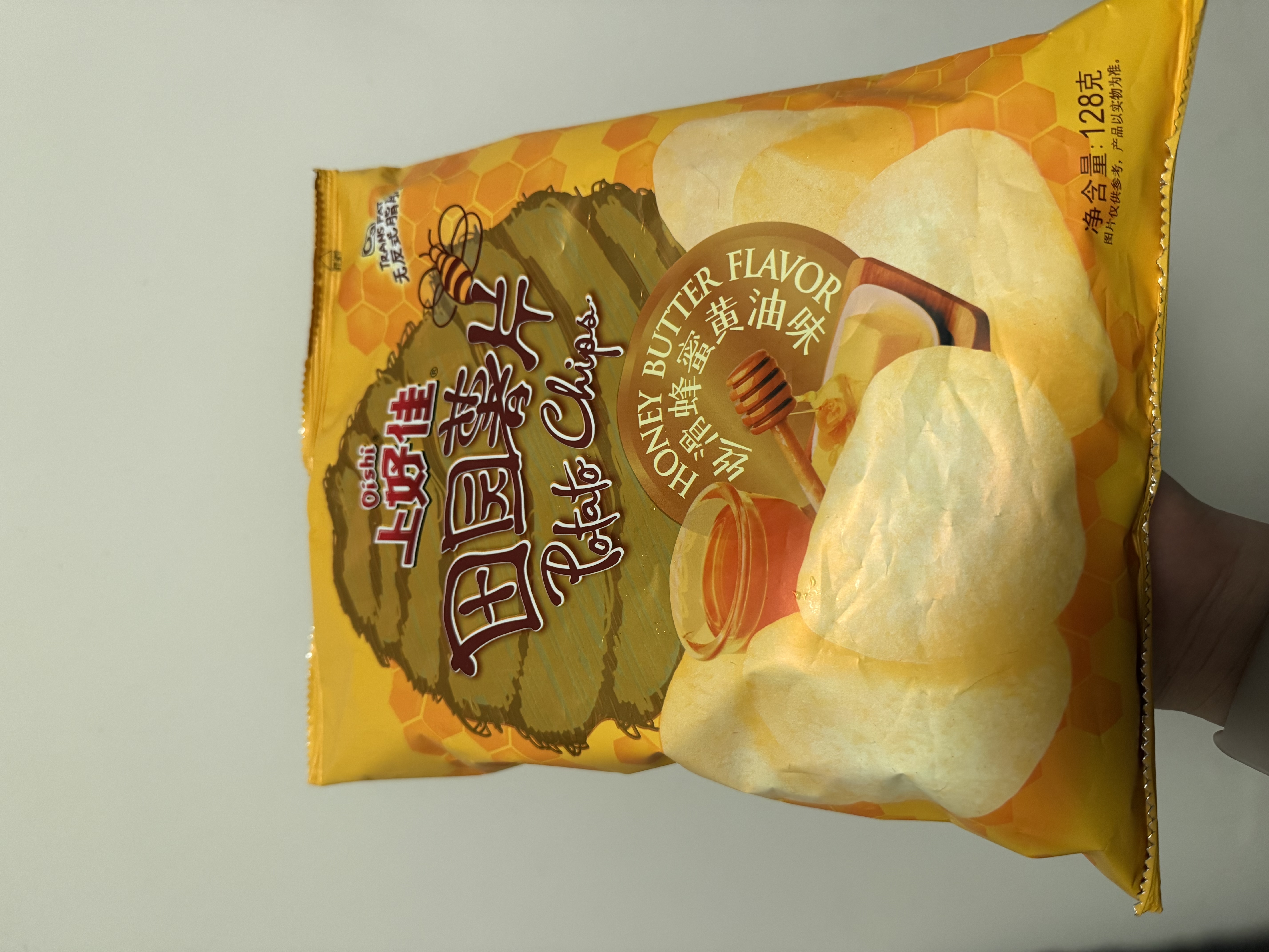 上好佳膨化零食丝滑蜂蜜黄油味薯片128g 实拍图