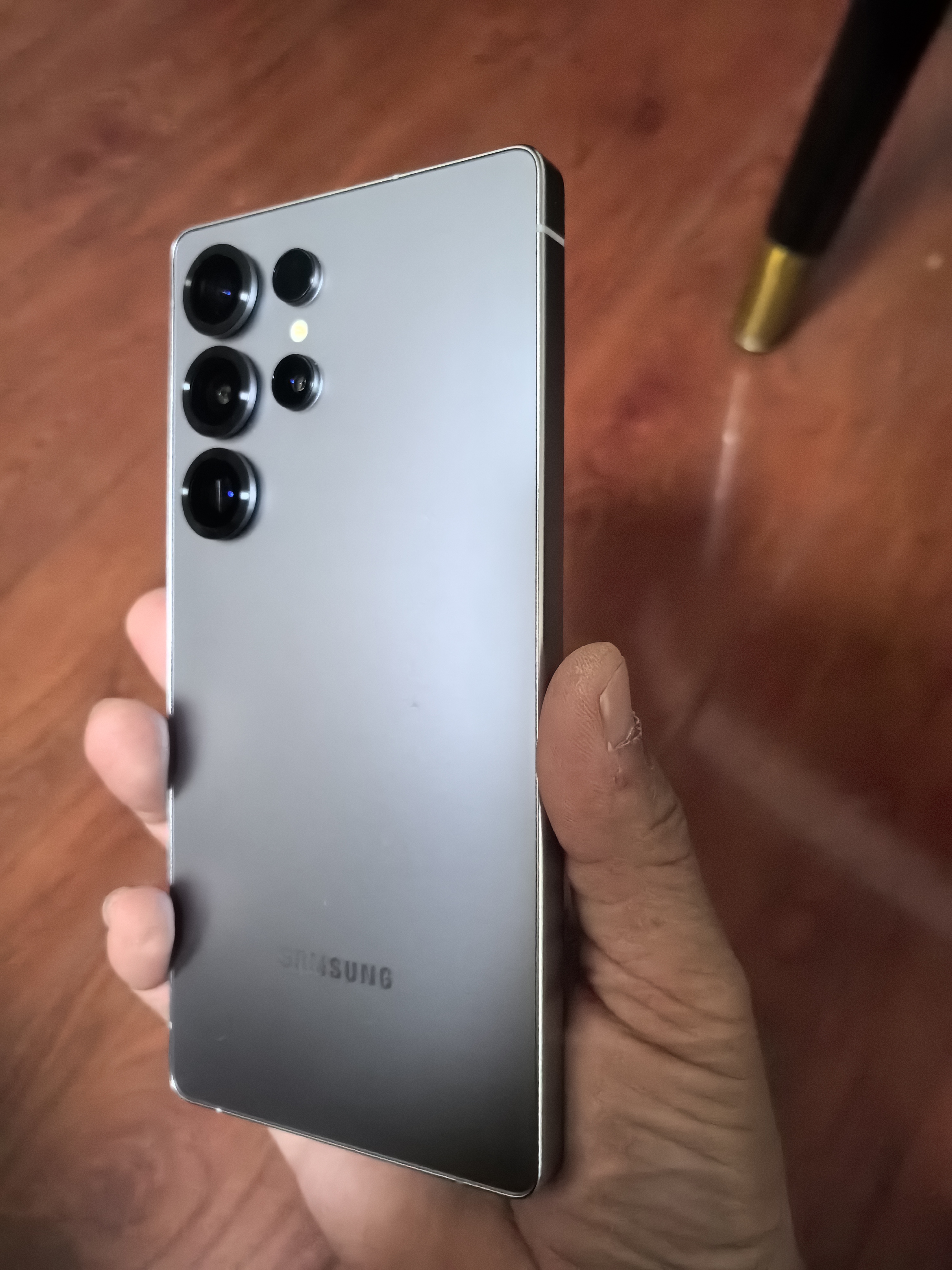 三星（SAMSUNG）Galaxy S25 Ultra 拟人AI助理 手机 2亿像素主摄 视觉影像 骁龙8至尊版移动平台 AI手机 钛银蓝 12GB+512GB 官方标配 实拍图