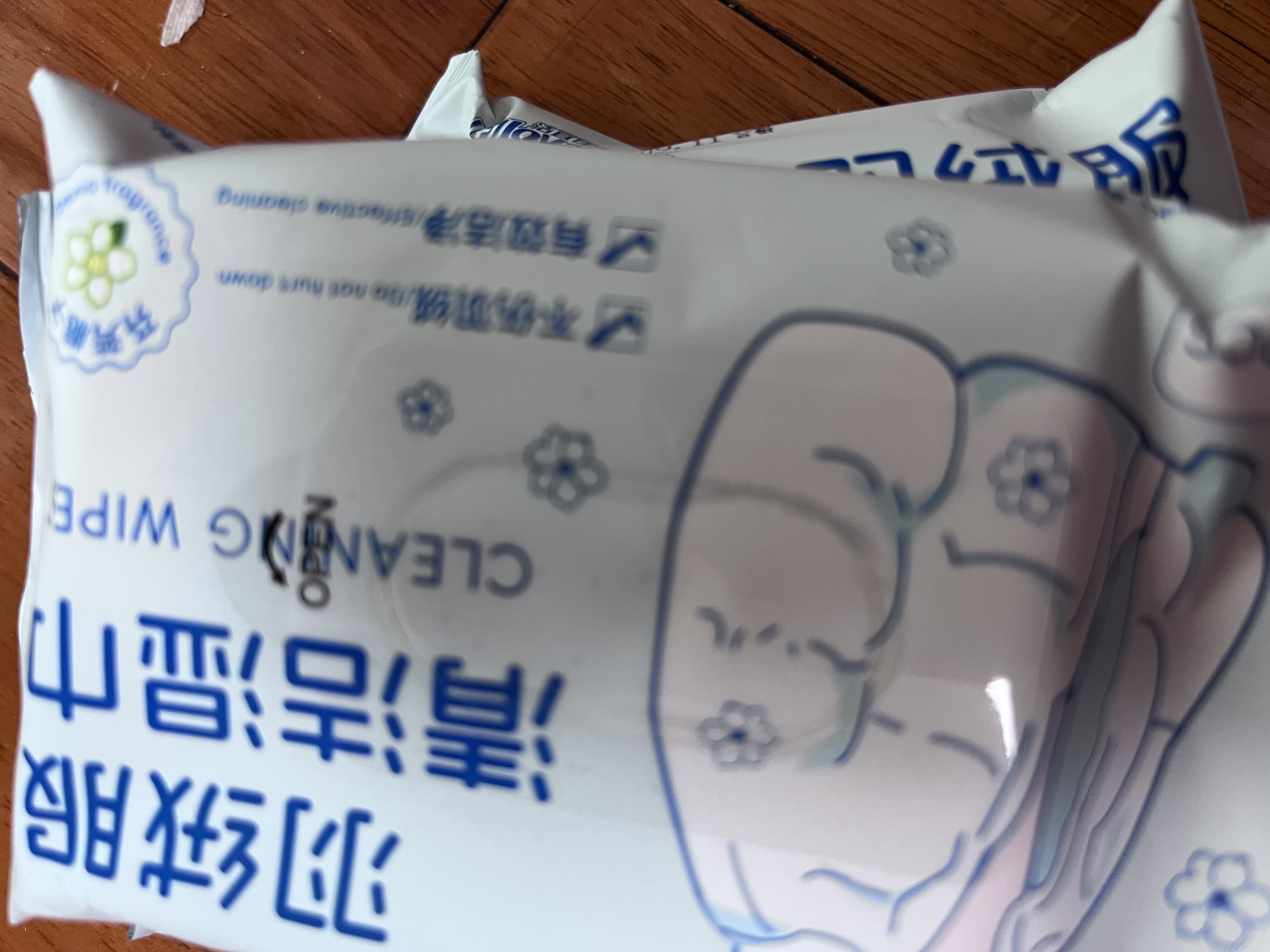 洁宜佳【柳岩代言】羽绒服免洗清洁湿巾10片*10袋免水洗去污擦衣物去渍 实拍图
