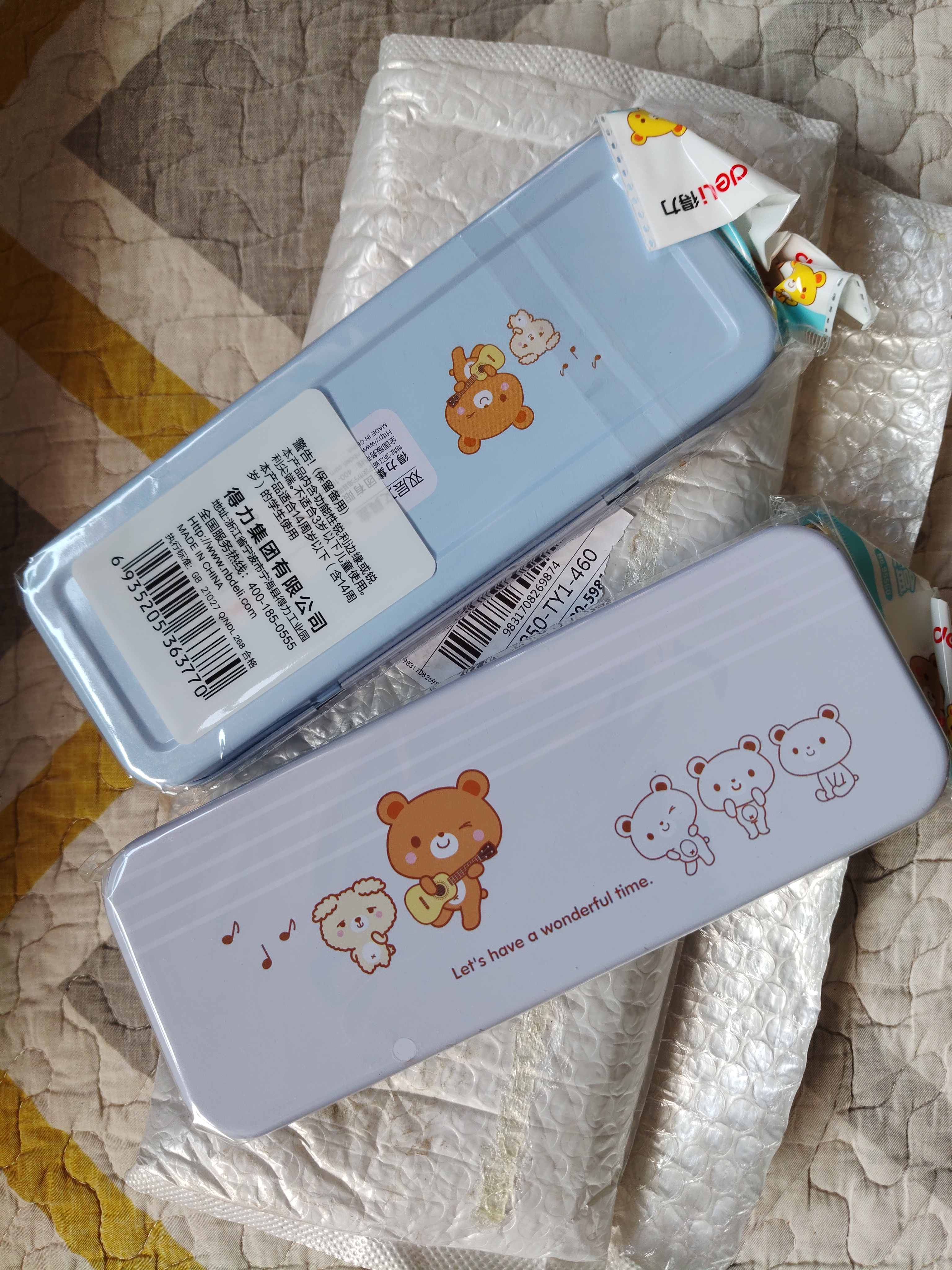 得力（deli）铁文具盒铅笔铁盒收纳男女小学生幼儿园儿童多功能双层三层笔盒三年级男孩女孩一二年级笔袋 蓝色（2层） 实拍图