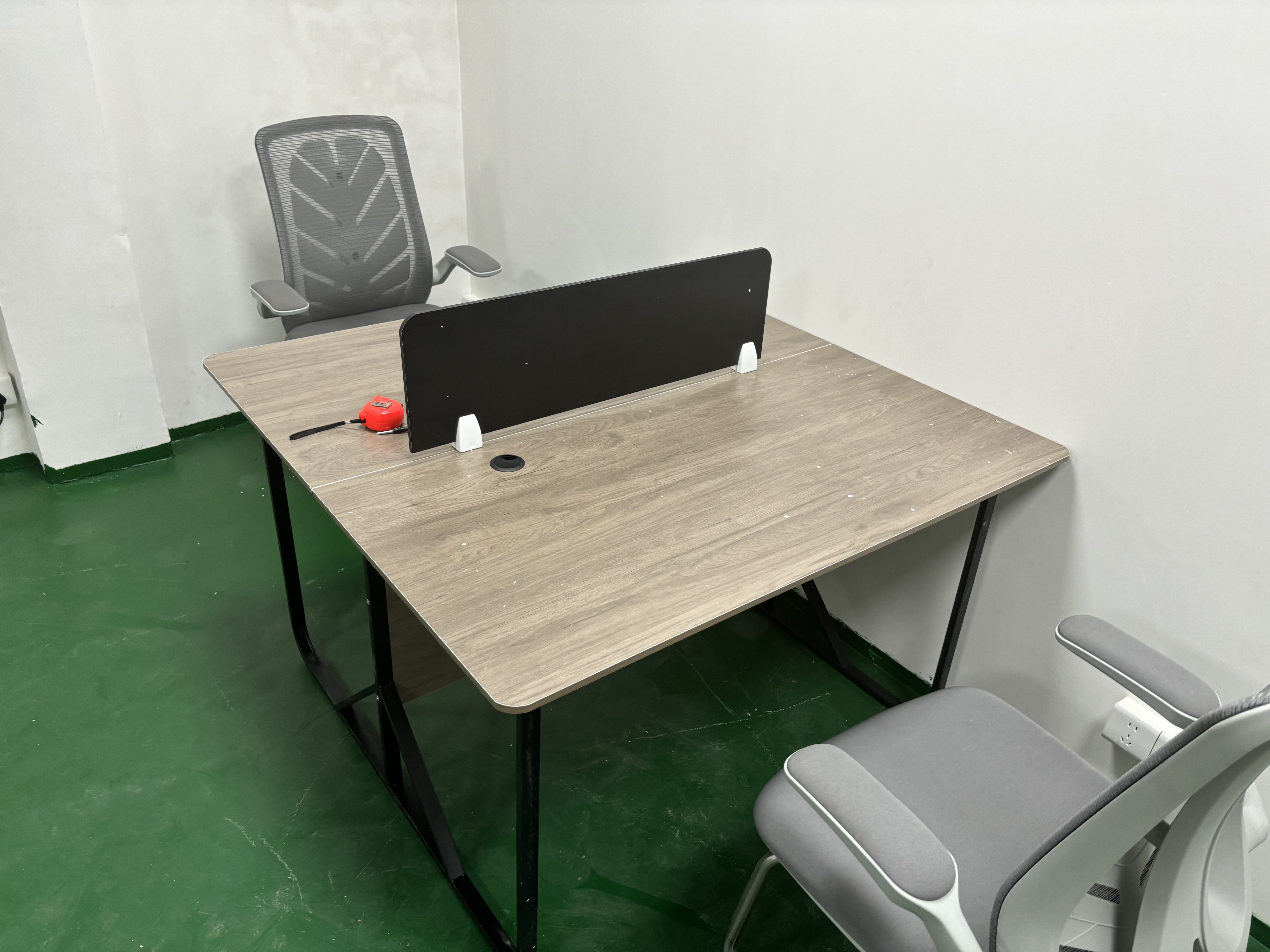 悦美妙办公桌办公室职员电脑桌财务工位双人位桌椅组合简易书桌子工作台 【双人位】米兰橡木色120CM 实拍图