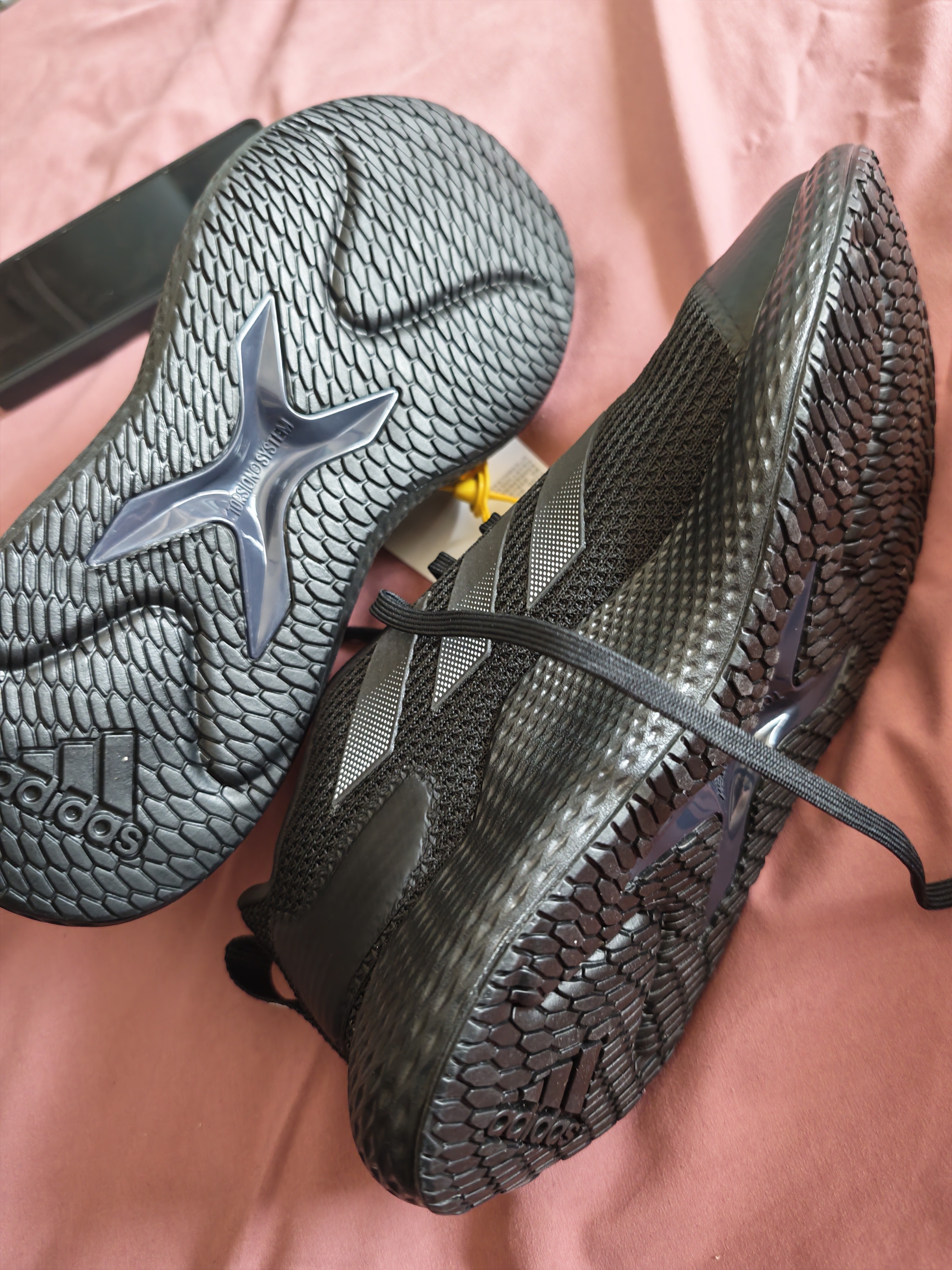 阿迪达斯Adidas 男鞋女鞋ALPHA轻便运动跑步鞋 GW2499 40.5码 实拍图