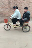 永久老年人力三轮车脚踏脚踩脚蹬车自行车轻便小型成人 20寸米色带人款-液压减震 单链条 实拍图