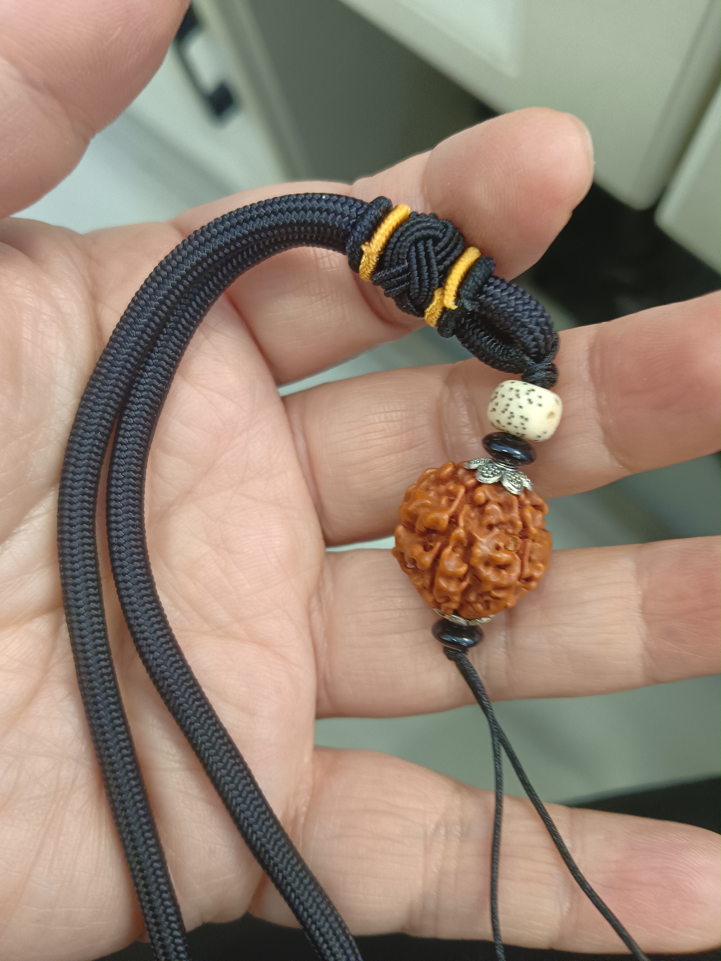 今舞 手机挂绳中国风手机绳挂件男女款手机链短款金刚菩提手腕绳饰品可拆卸U盘钥匙扣多功能挂饰 金刚菩提【黑】短绳 实拍图
