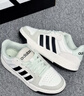 adidas ENTRAP美式校园风运动少年感复古篮球风板鞋男女阿迪达斯   白色/暗银金属/树脂黄   40 实拍图