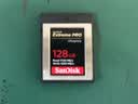 闪迪（SanDisk）128GB CFexpress Type B存储卡 微单高速影像 内存卡 读速1700MB/s 写速1200MB/s 兼容部分XQD相机 实拍图