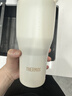 膳魔师（THERMOS）保温杯拎拎杯860ml男女儿童吸管水杯子伴手礼生日礼物TSKP-LBG 实拍图