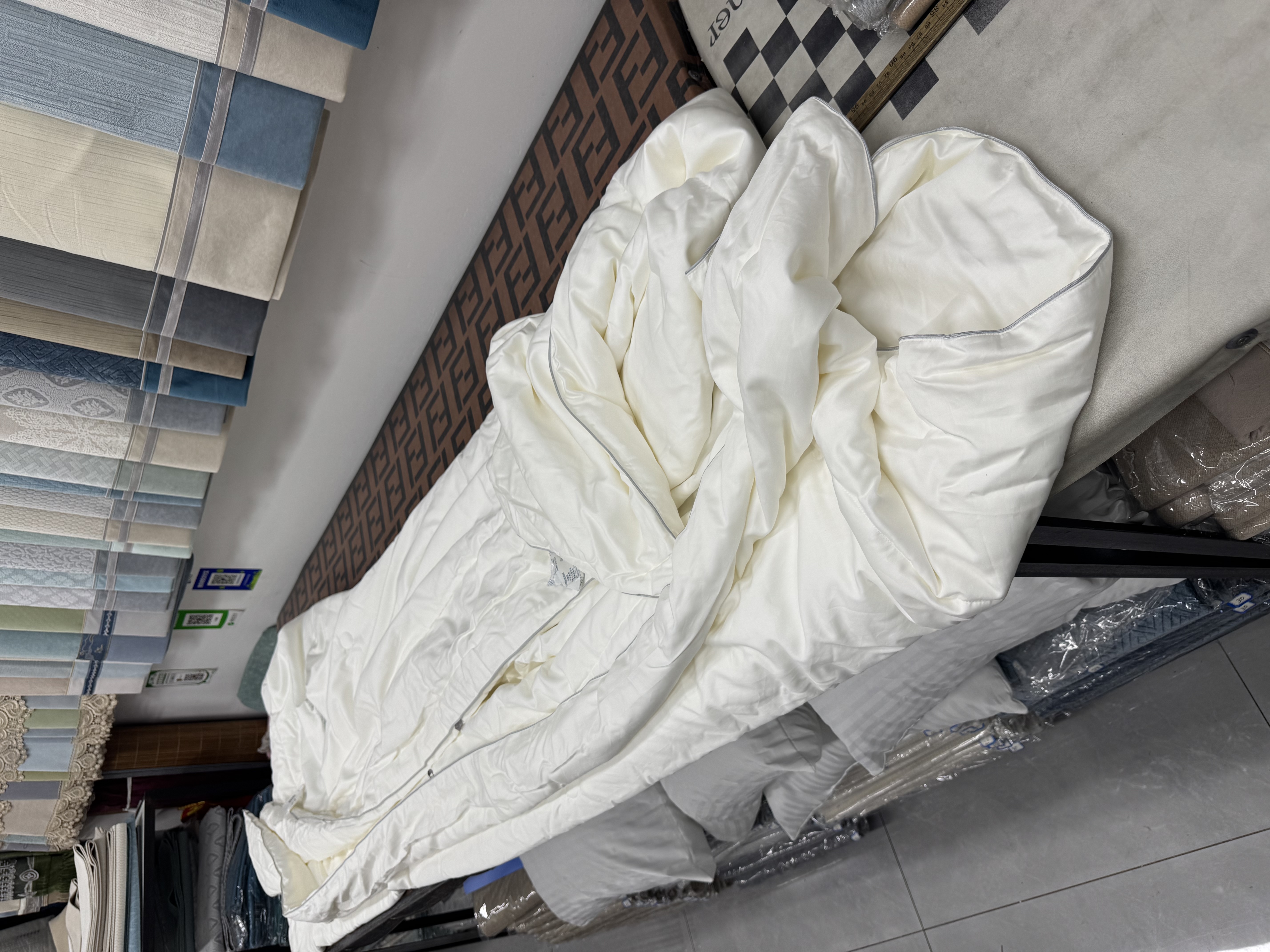 罗莱家纺 桑蚕丝被子 全棉A类抗菌春秋被芯四季通用 220*250 7.6斤 实拍图
