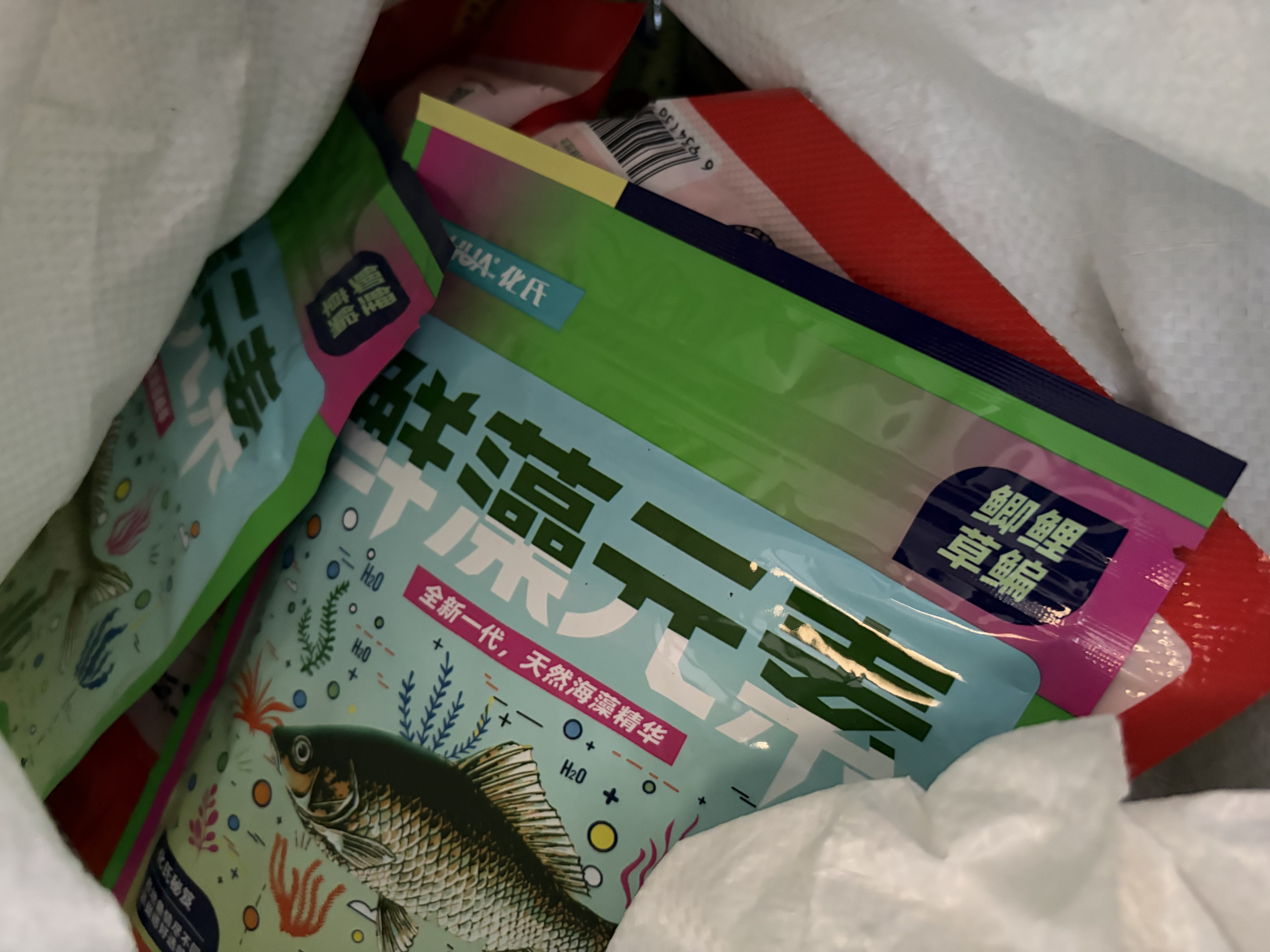 化氏[鲜藻元素]2026新品鱼饵钓鱼饵料台钓鲫鱼鱼食鳊鯪鱼青黄尾鱼饵料 鲜藻元素【5包装】送大红鲫(100g)2包 实拍图