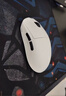 ATK 蜻蜓A9无线鼠标电竞游戏办公鼠标 有线/蓝牙/2.4G/星闪三模连接轻量化对称极简工学 A9 Plus 白色 实拍图