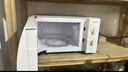 美的（Midea）快捷微波炉 家用小型 360°转盘加热 旋钮操控 易洁内胆（M1-L213B） 实拍图