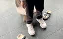 Skechers斯凯奇自营儿童运动鞋女大童跑步鞋轻便减震魔术贴童鞋302429L 实拍图