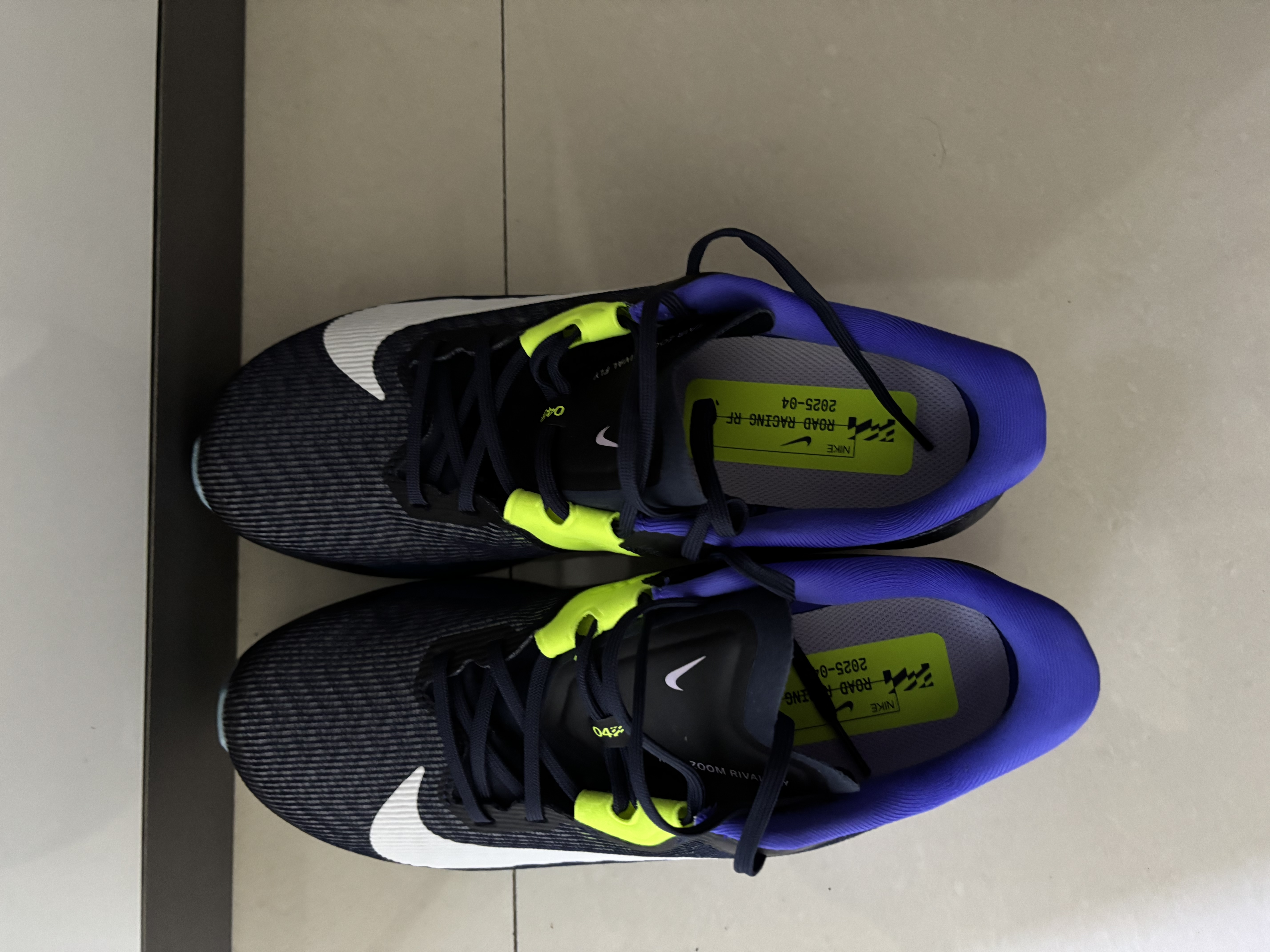耐克NIKE男跑鞋RIVAL FLY 4无碳板体考竞速跑鞋FV6040-401黑41 实拍图